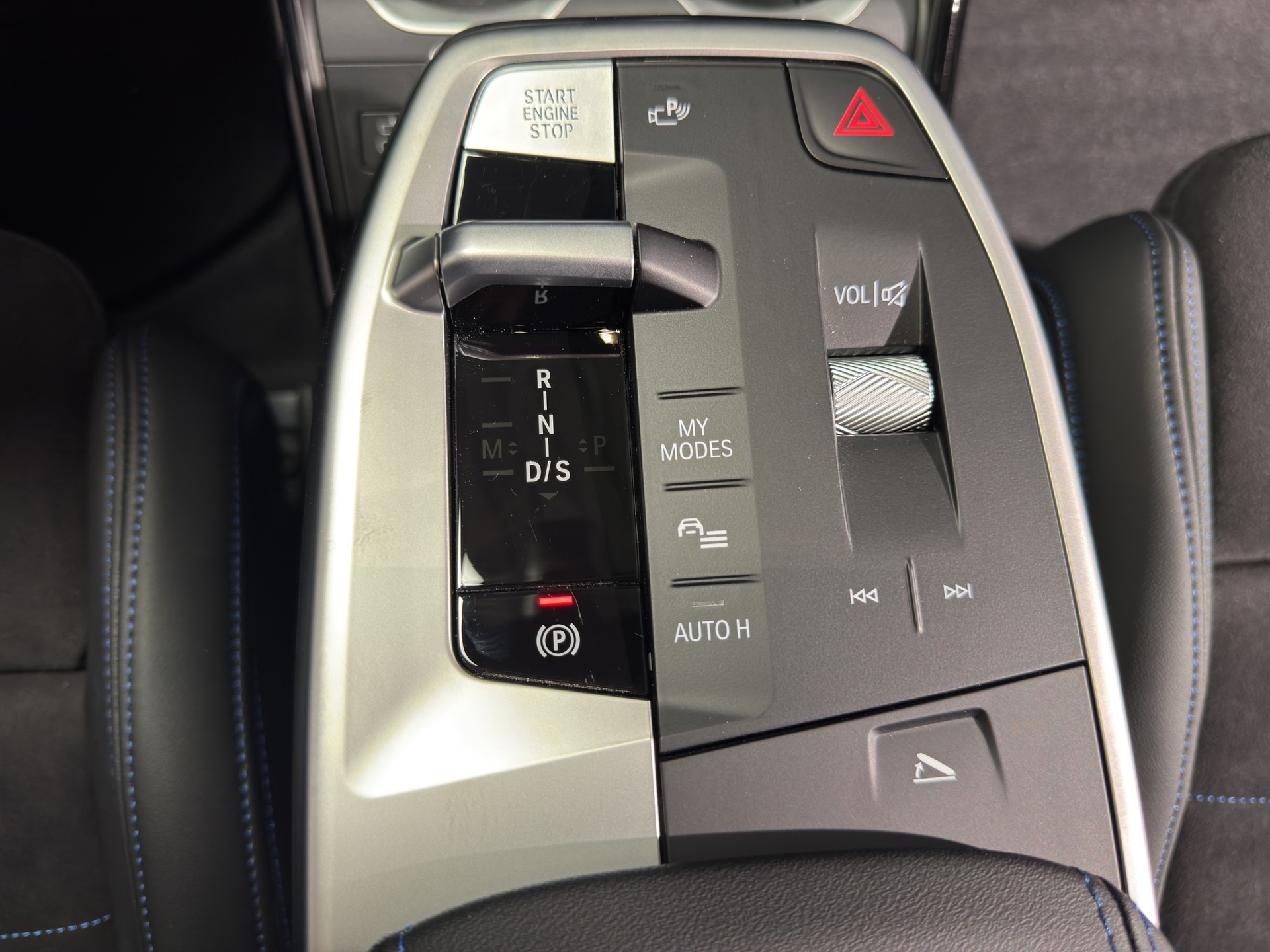 BMW X1 30e xDrive-image-9