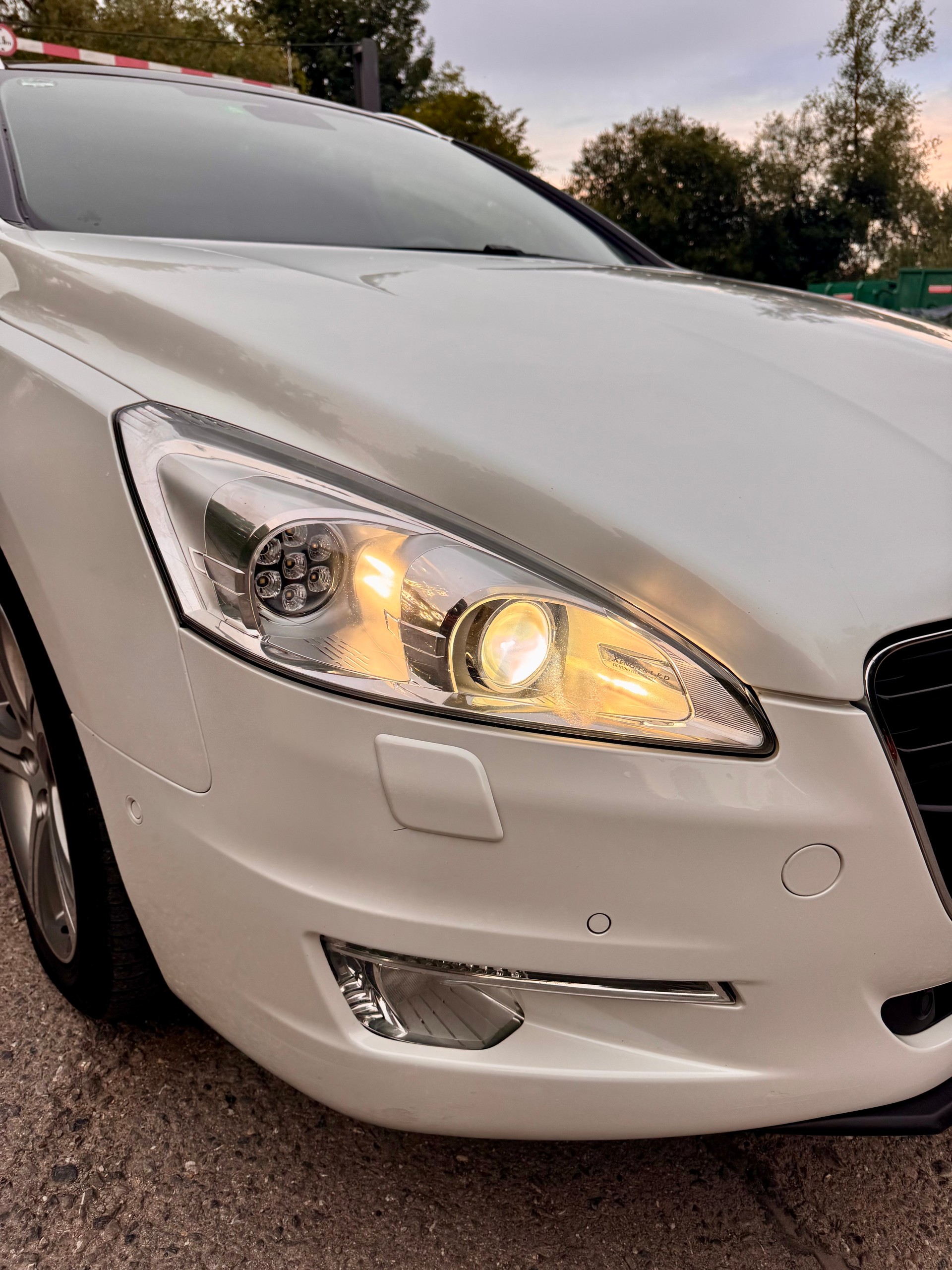 PEUGEOT 2.2 HDi GT-image-4