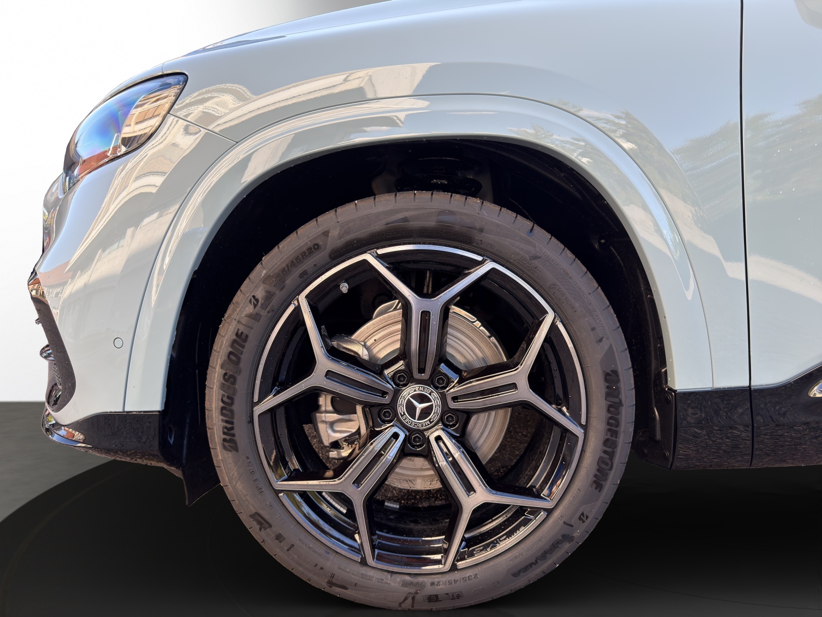 MERCEDES-BENZ GLB 220 4Matic 8G-Tronic-image-6