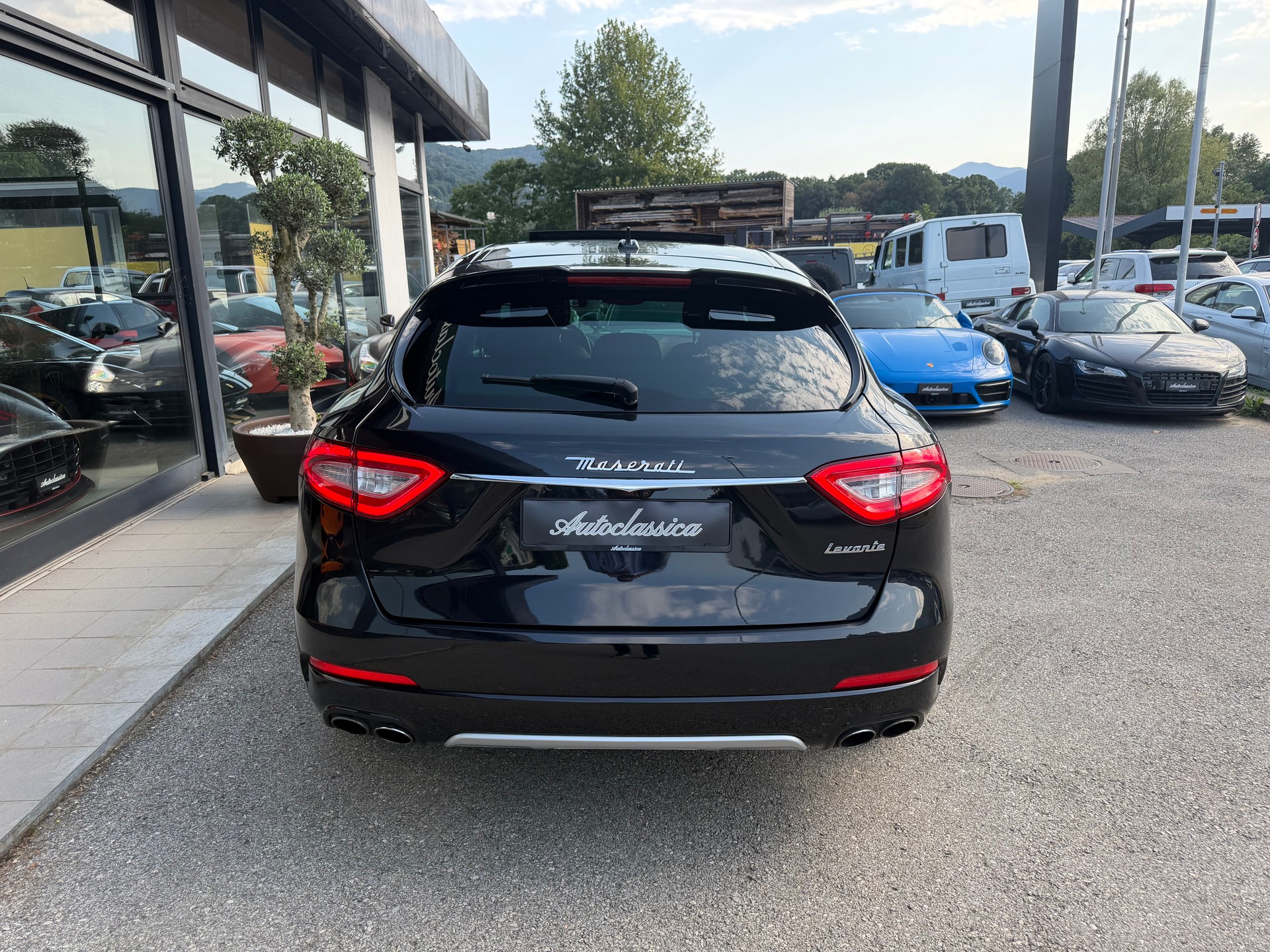 MASERATI Levante S 3.0 V6 Automatica-image-2