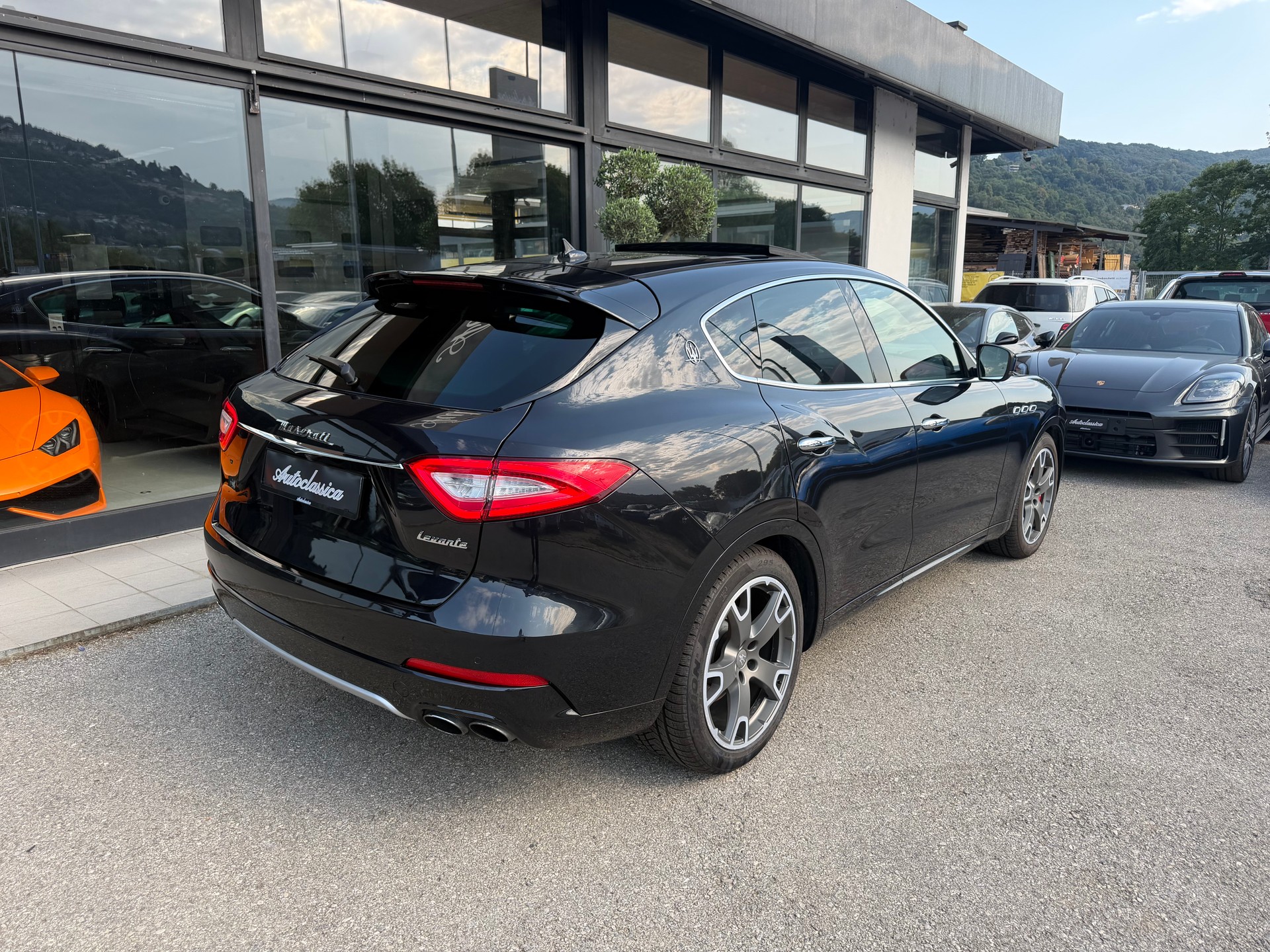 MASERATI Levante S 3.0 V6 Automatica-image-7