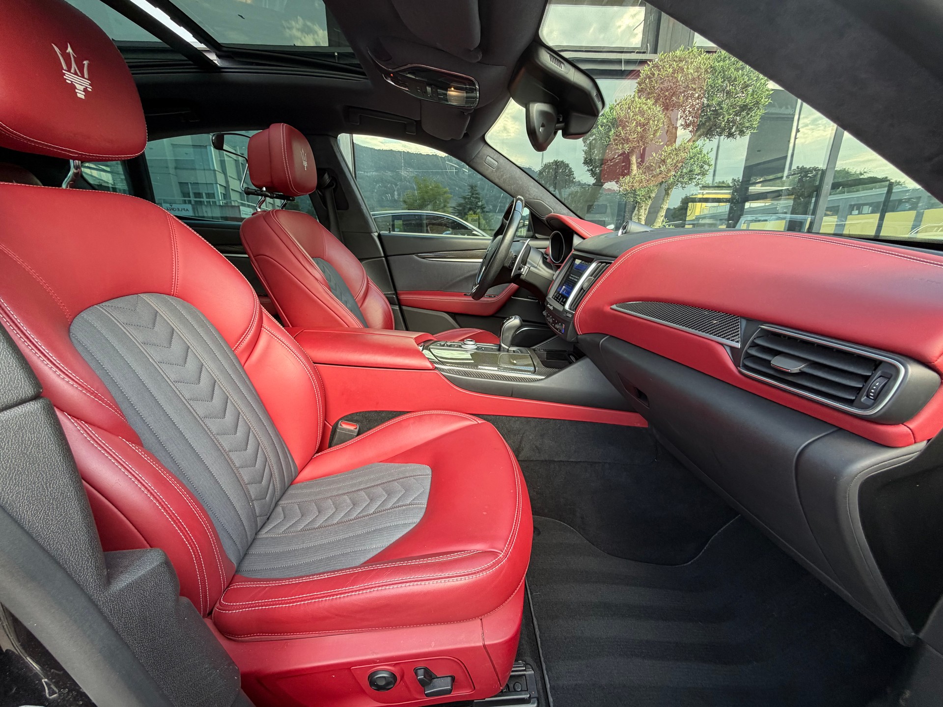 MASERATI Levante S 3.0 V6 Automatica-image-10