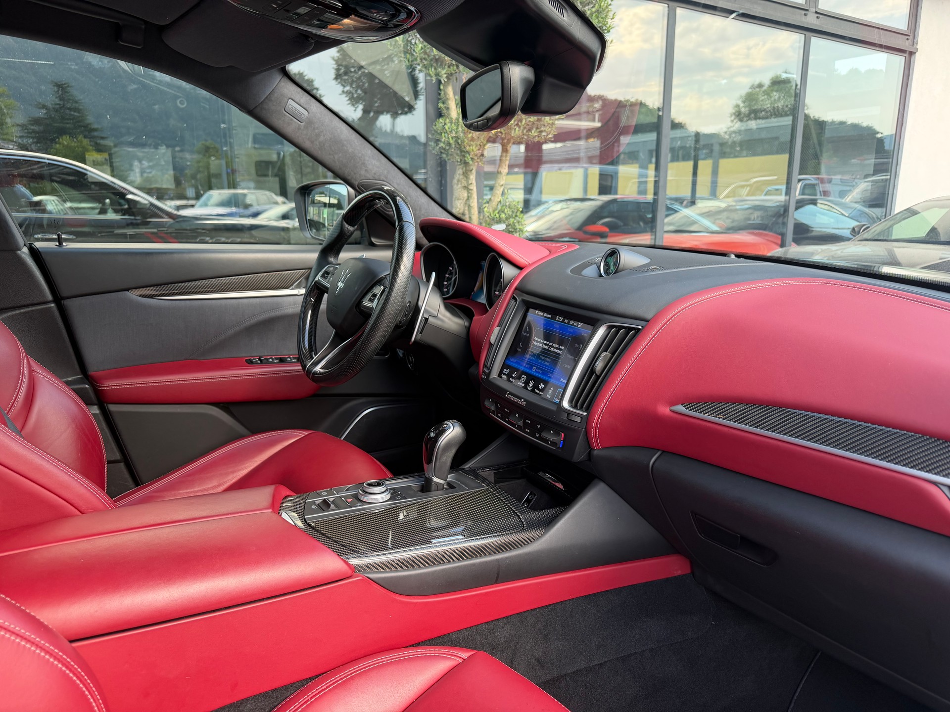 MASERATI Levante S 3.0 V6 Automatica-image-12