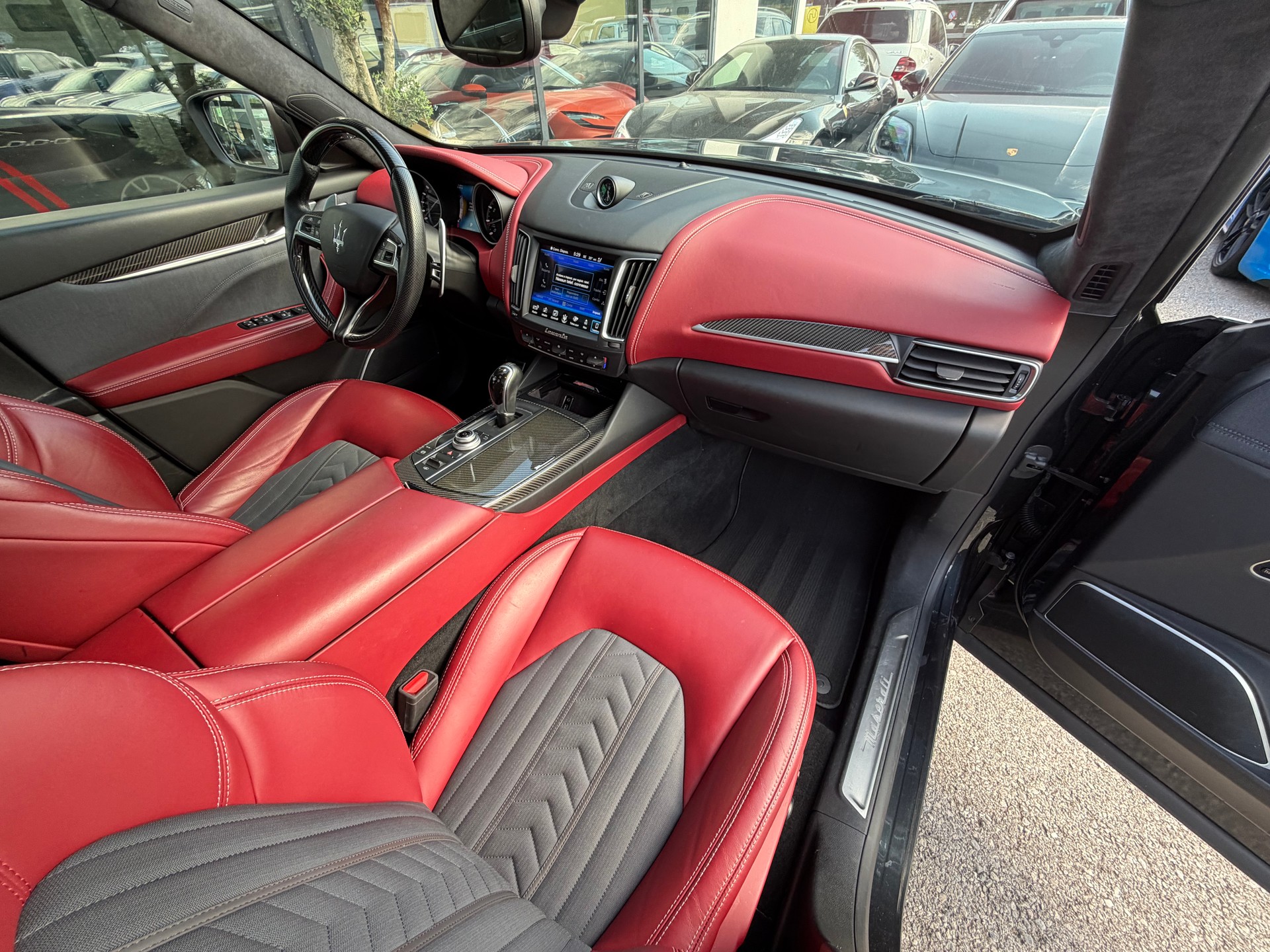 MASERATI Levante S 3.0 V6 Automatica-image-11