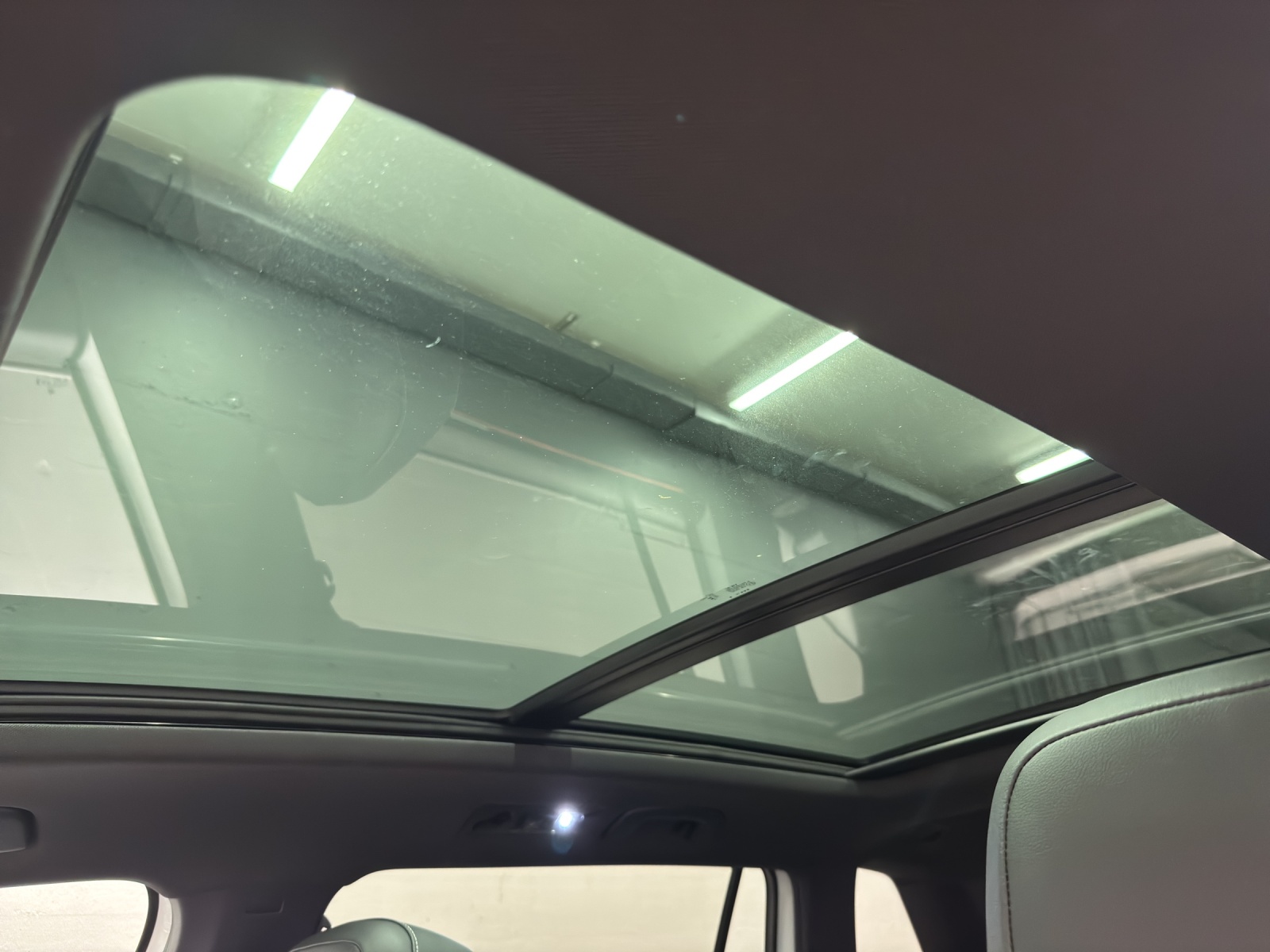 VW Tiguan Allspace 2.0 TSI R-Line DSG-image-14