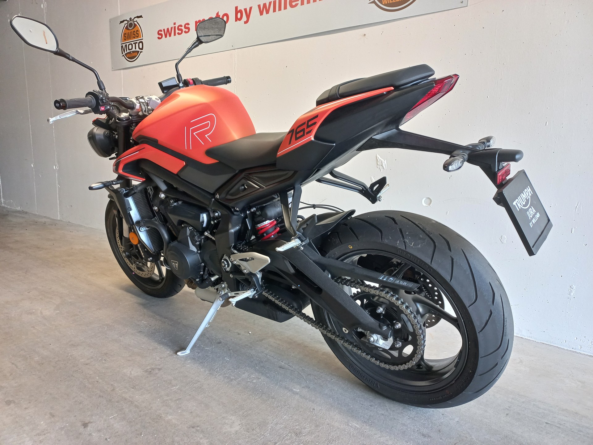 TRIUMPH Street Triple R 765 (A2)-showroom-element-2