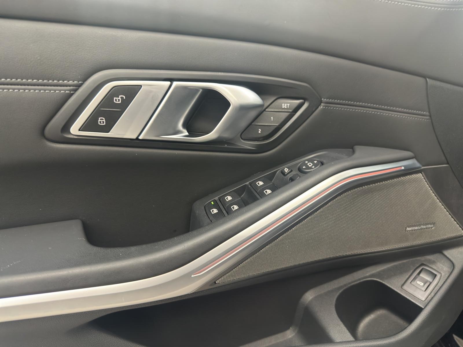 BMW M3 Competition xDrive M CARBON EXTERIEURPAKET-image-13