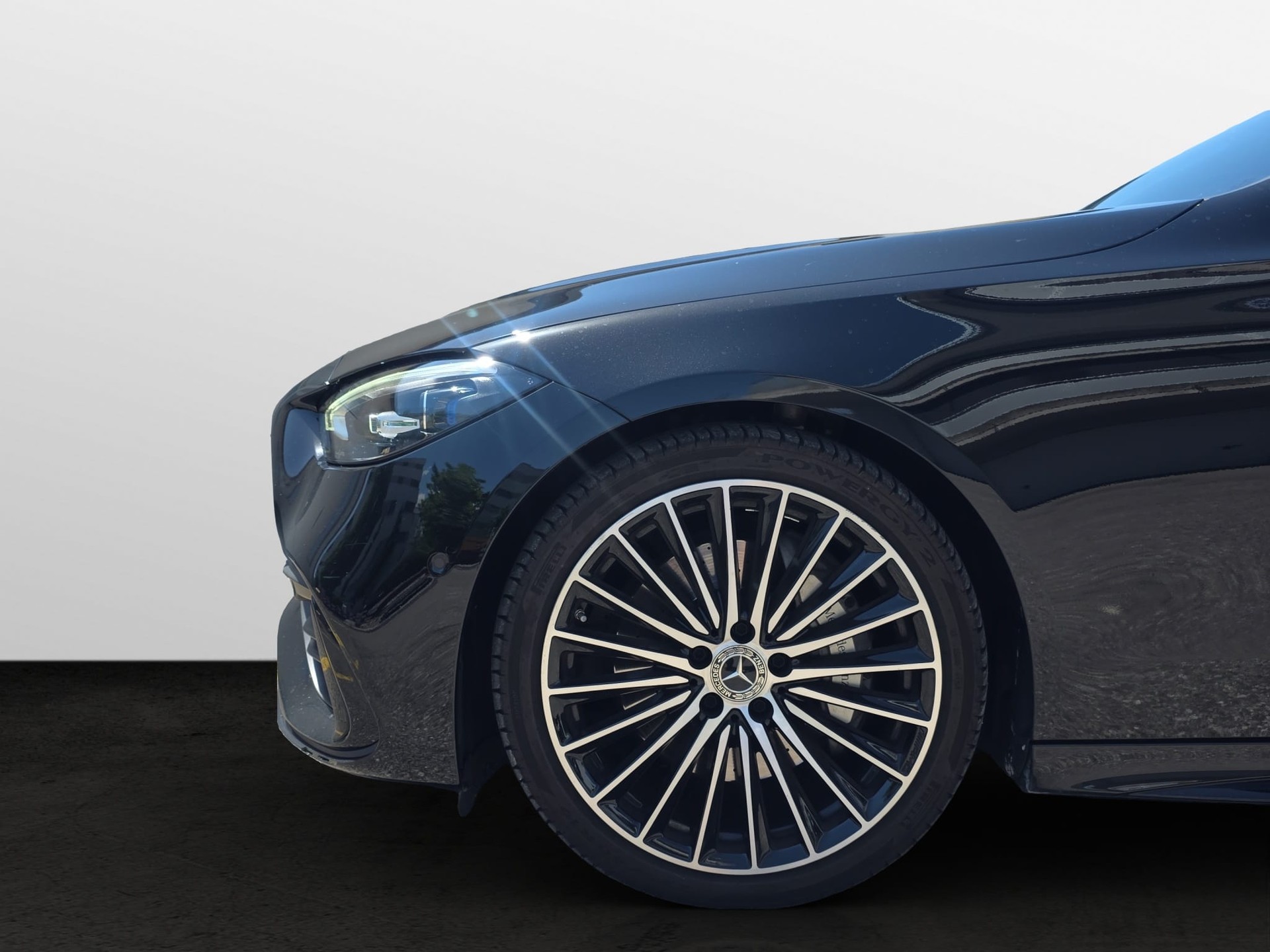MERCEDES-BENZ C 220 d Swiss Star AMG Line 4matic-image-4