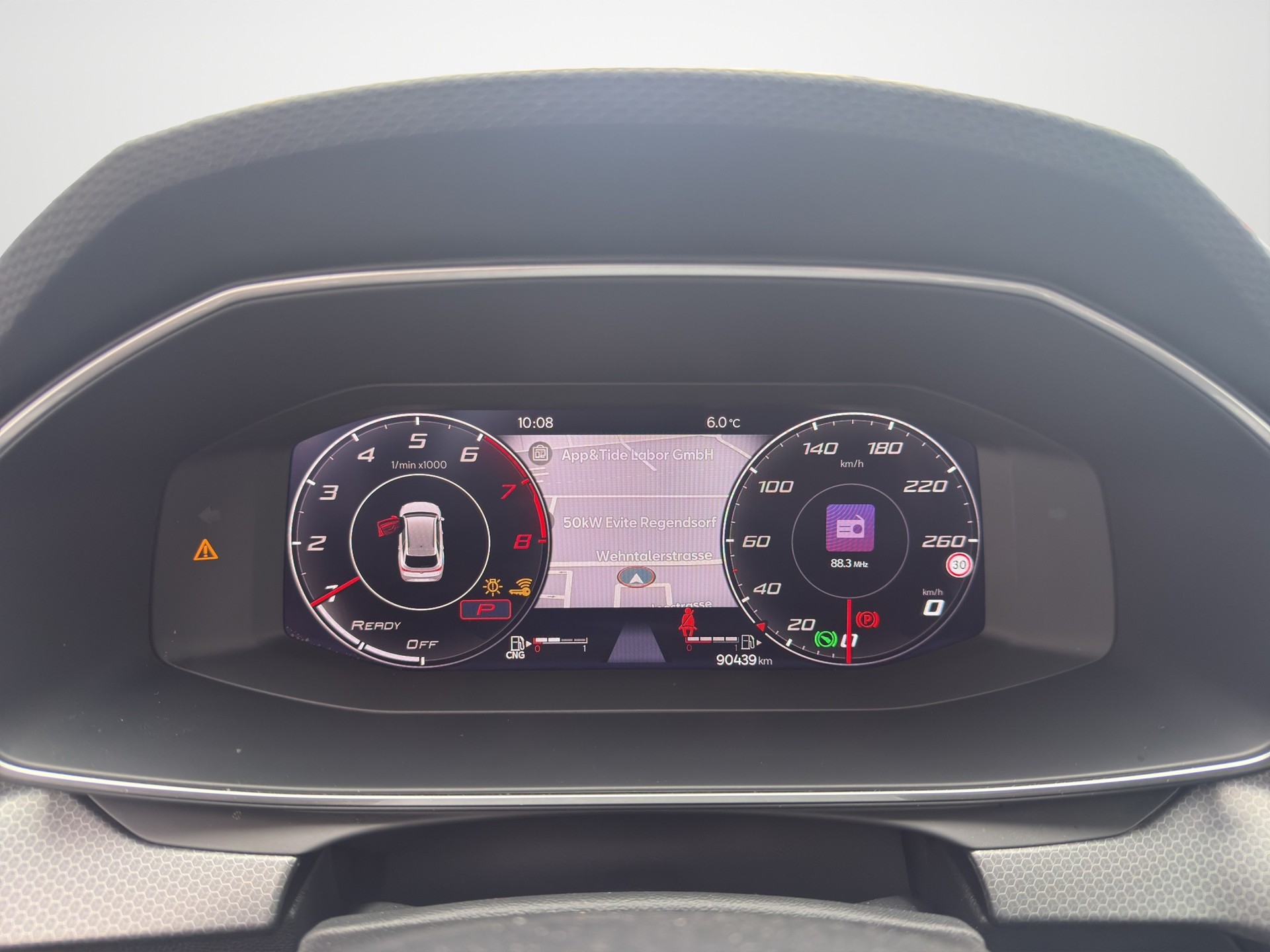 SEAT Leon ST 1.5 TGI Style DSG-image-8
