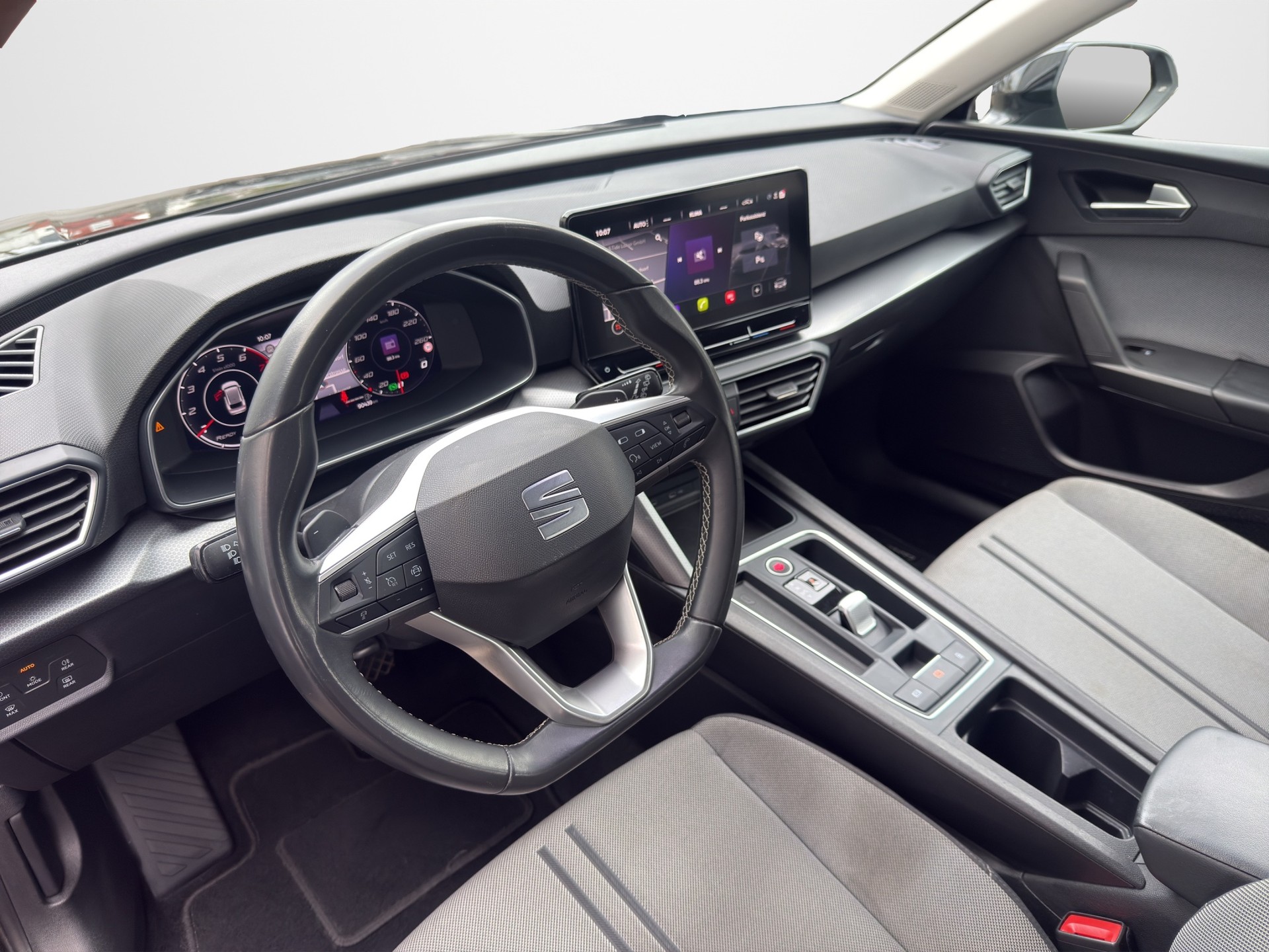 SEAT Leon ST 1.5 TGI Style DSG-image-9