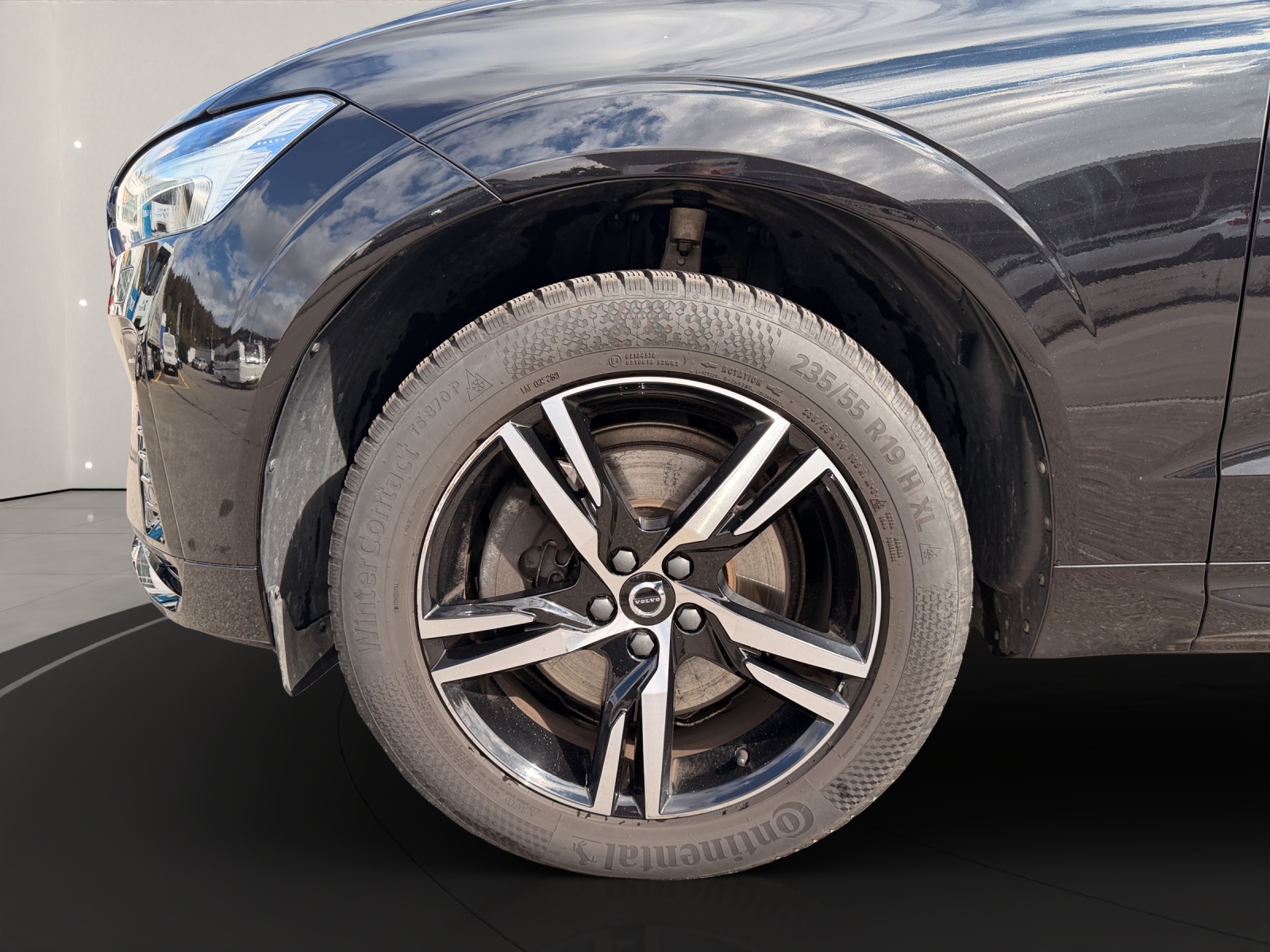 VOLVO XC60 2.0 B5 MH R-Design AWD-image-6