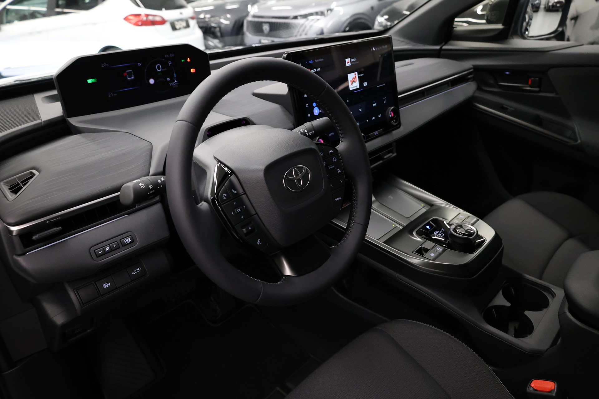 TOYOTA C-HR+ Style ICON FWD-image-20
