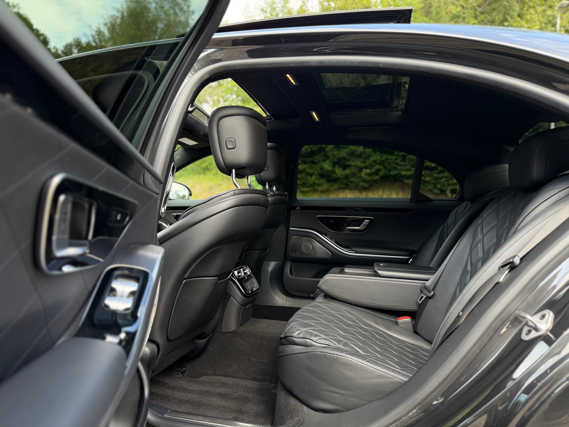 MERCEDES-BENZ S 350 d L AMG Line 9G-Tronic-image-10