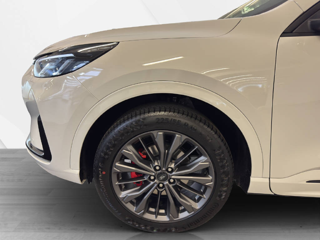 FORD Kuga 2.5 Hybrid Sound Edition 4x4-image-9
