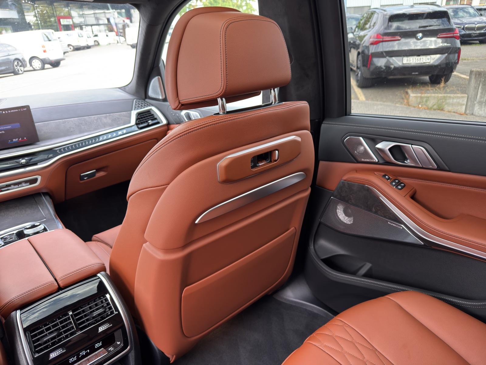 BMW X7 40d xDrive SAG-image-15