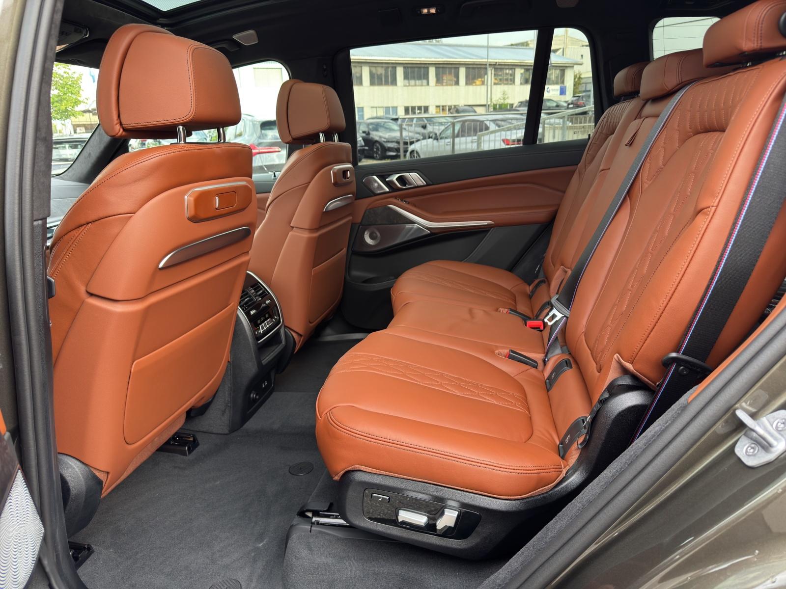 BMW X7 40d xDrive SAG-image-14