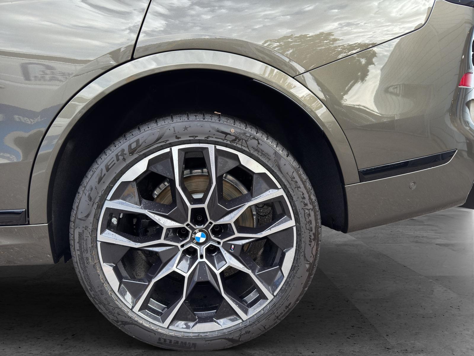 BMW X7 40d xDrive SAG-image-18