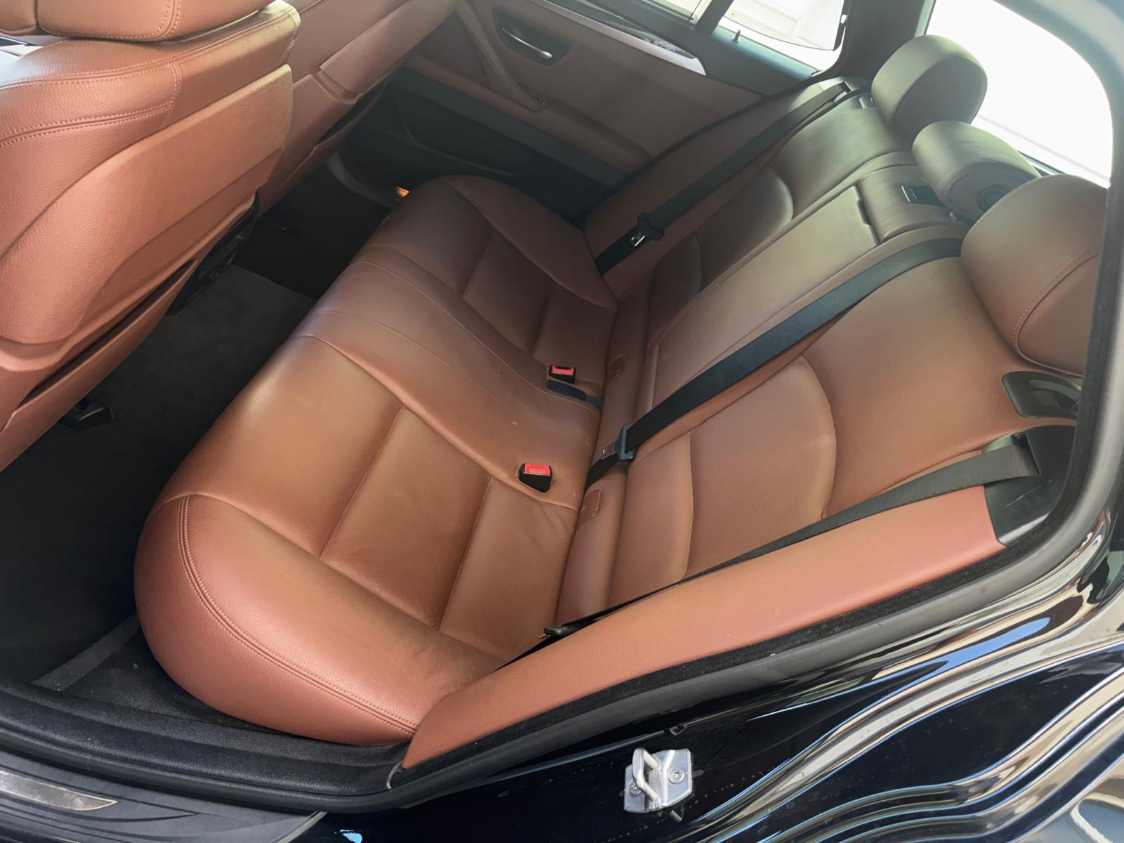BMW 530d Touring xDrive Steptronic-image-11
