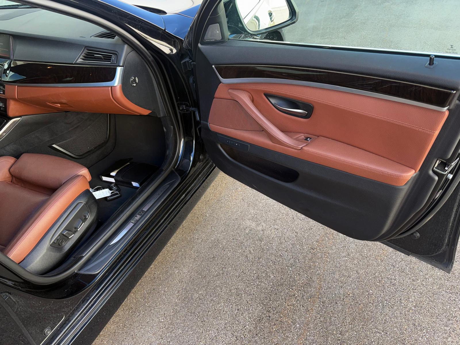BMW 530d Touring xDrive Steptronic-image-10