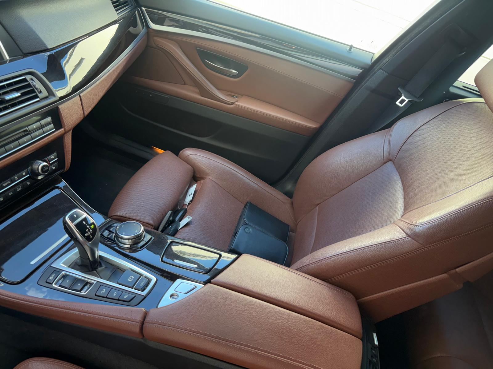BMW 530d Touring xDrive Steptronic-image-7