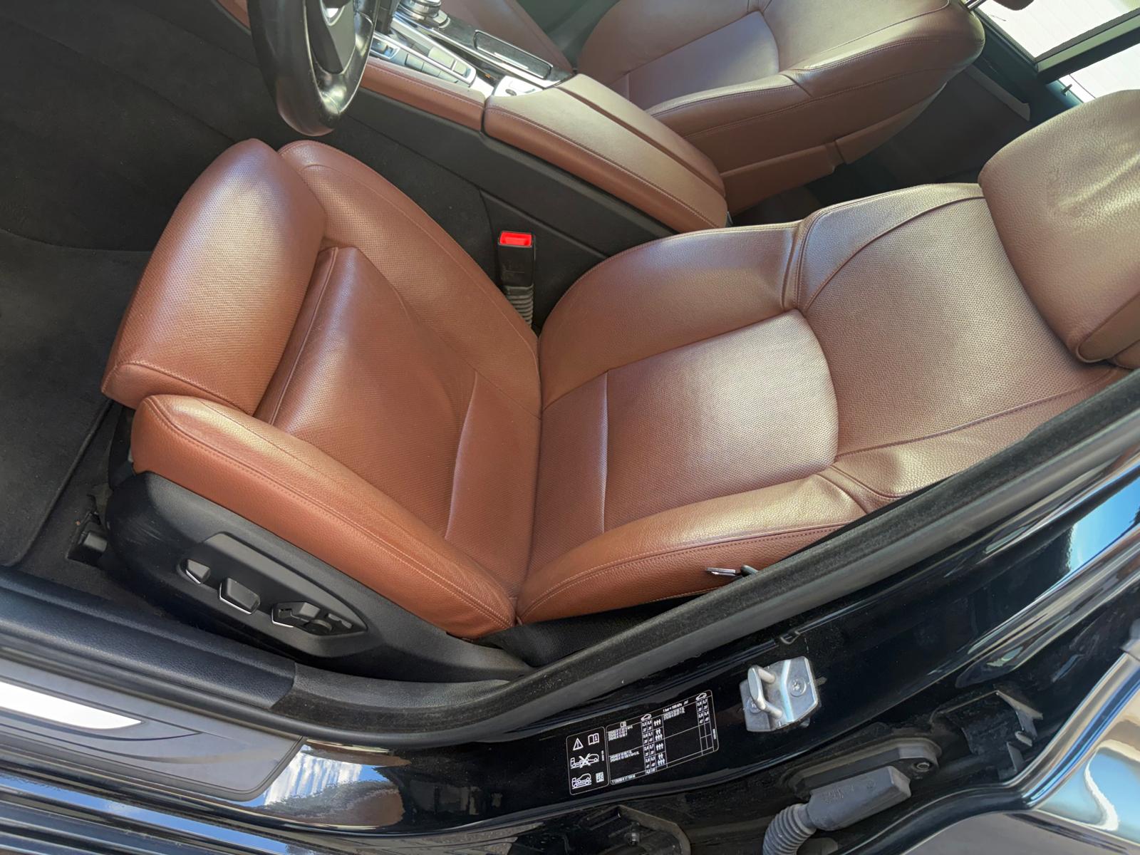 BMW 530d Touring xDrive Steptronic-image-8