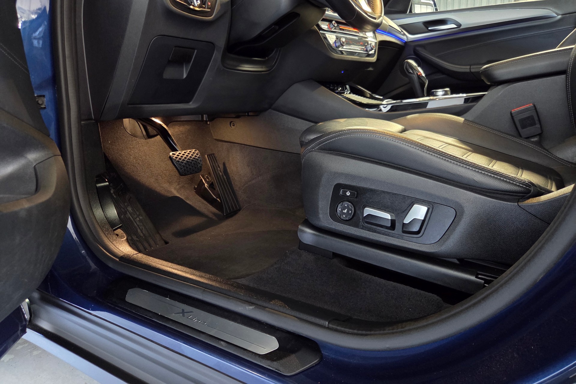 BMW X3 30i xDrive SAG-image-7