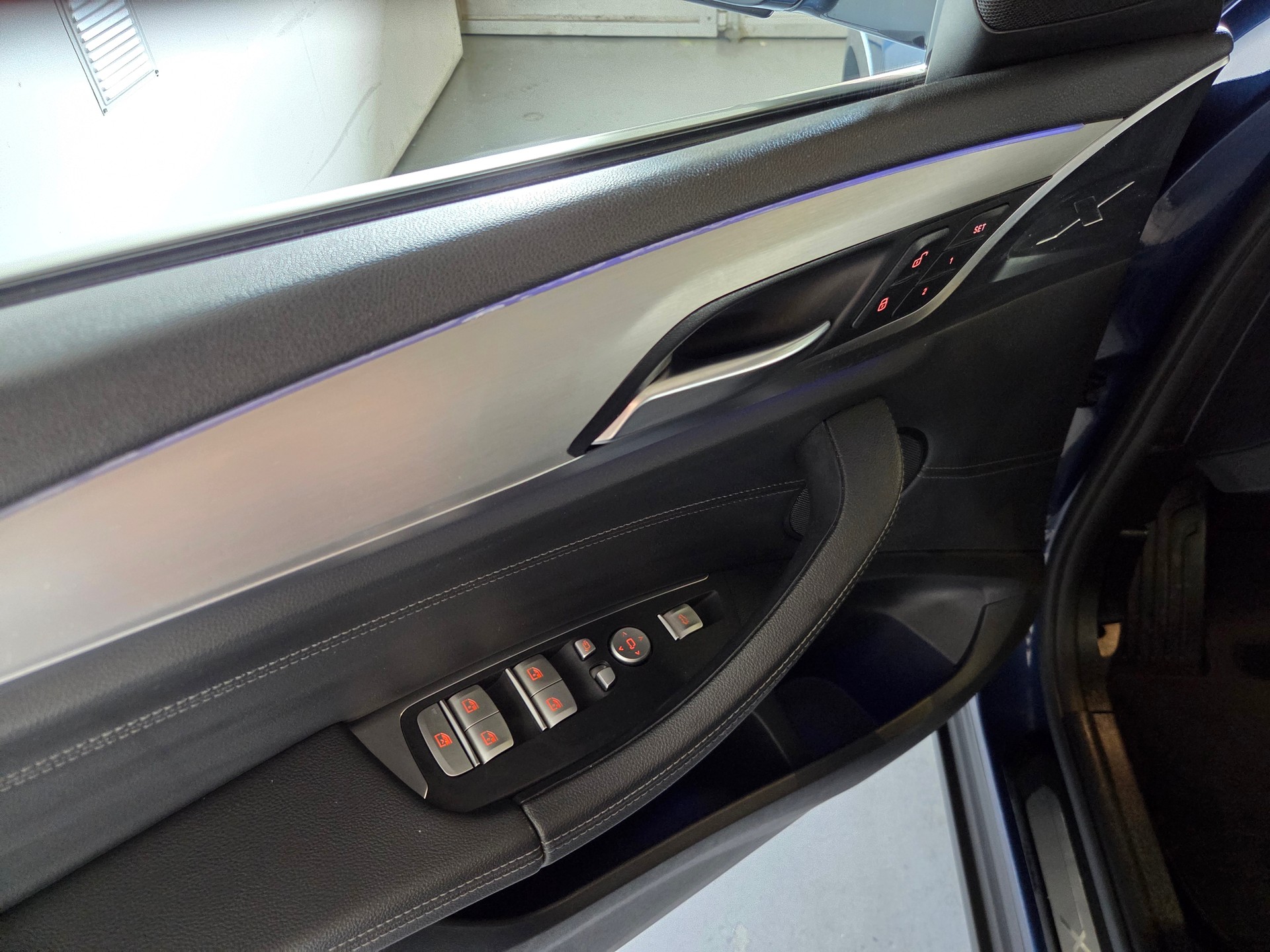 BMW X3 30i xDrive SAG-image-17