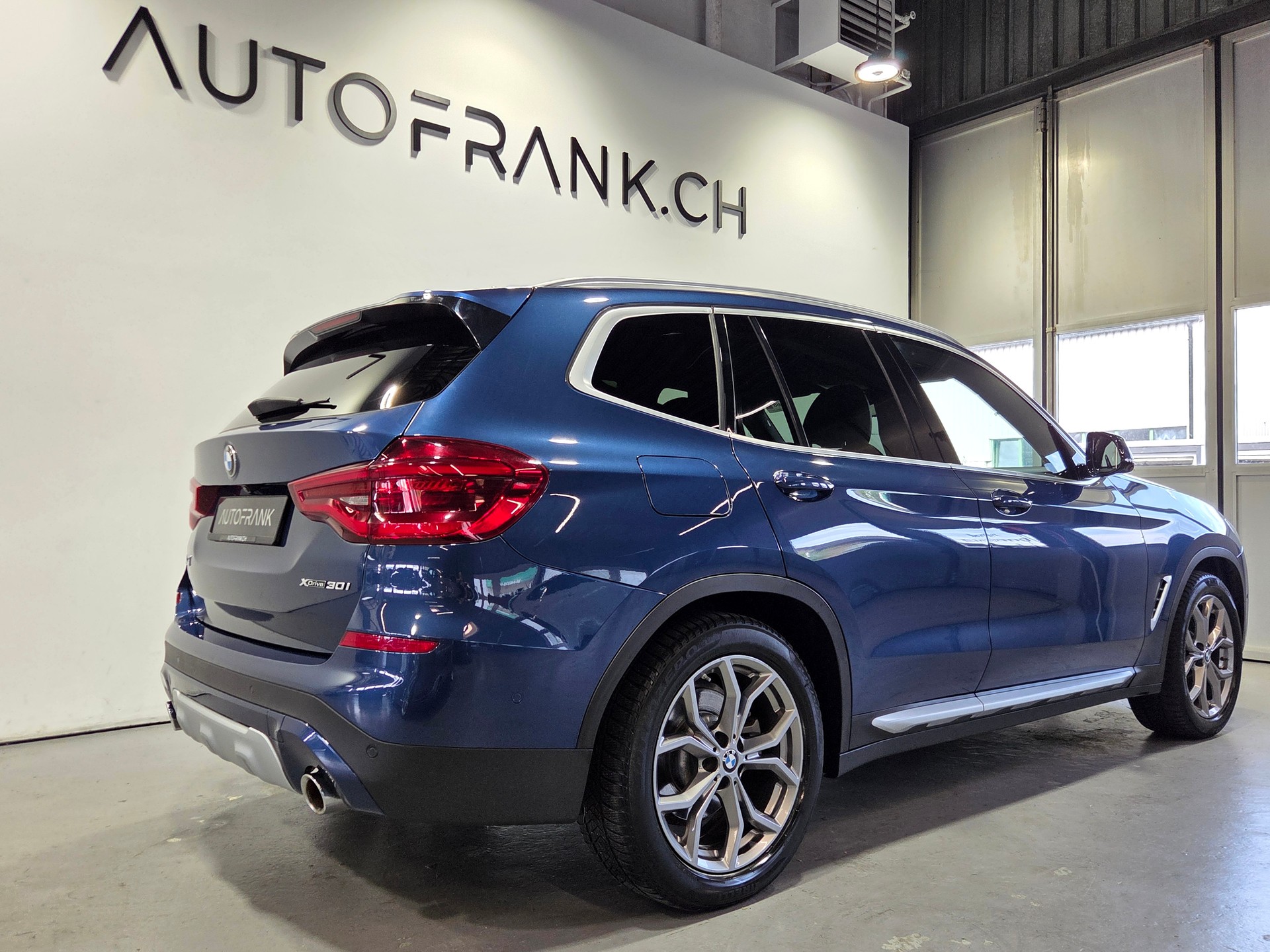 BMW X3 30i xDrive SAG-image-2