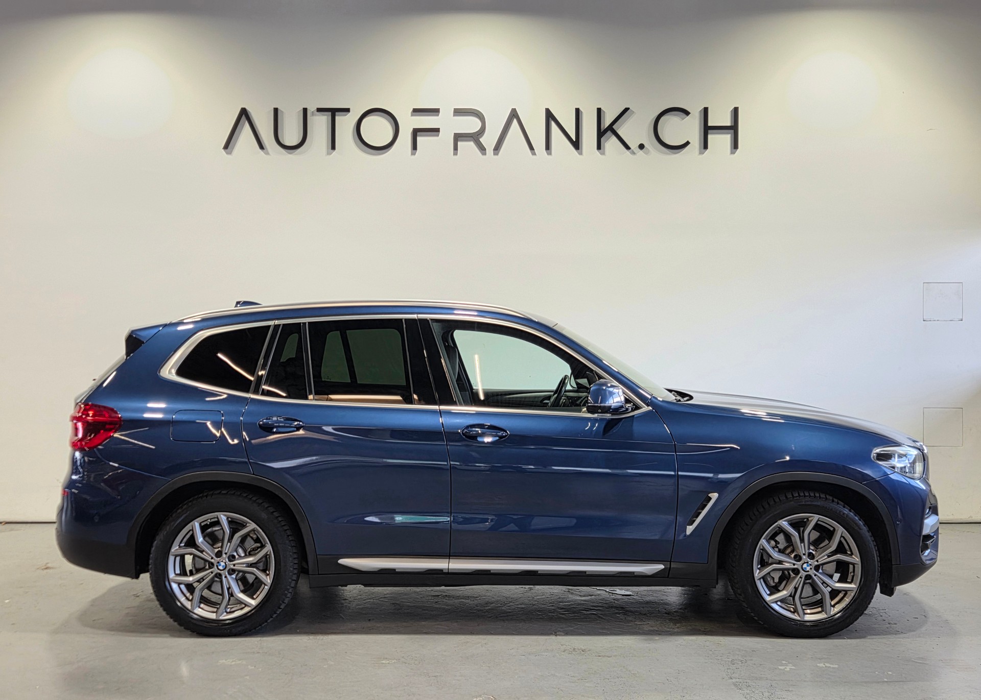 BMW X3 30i xDrive SAG-image-1