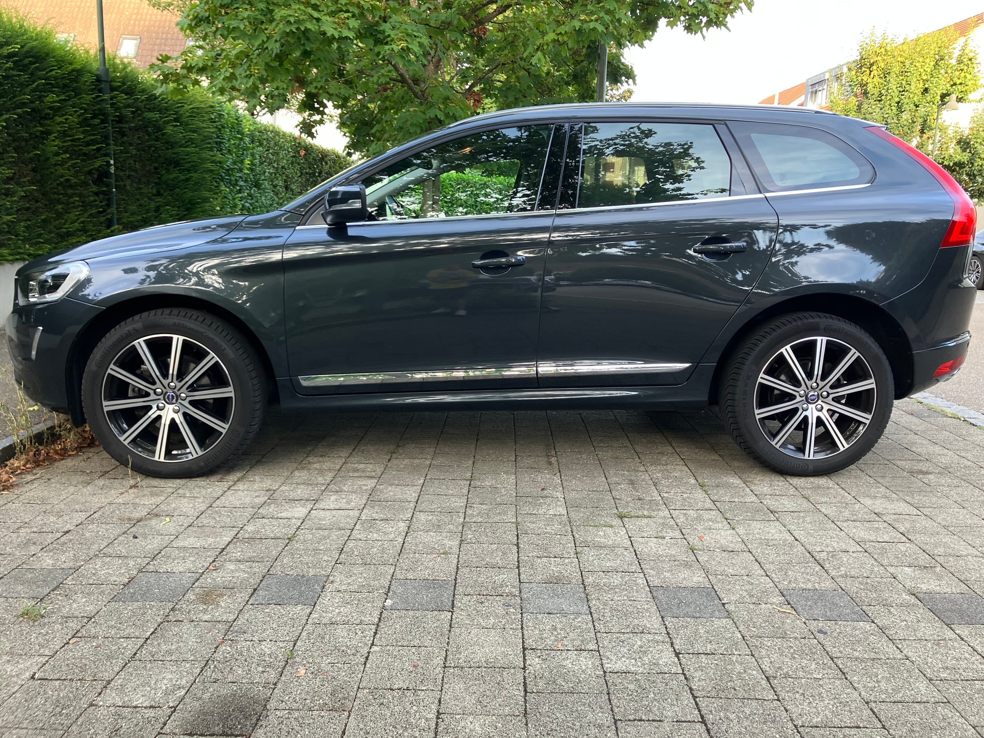 VOLVO 2.0 D4 Summum S/S-image-0