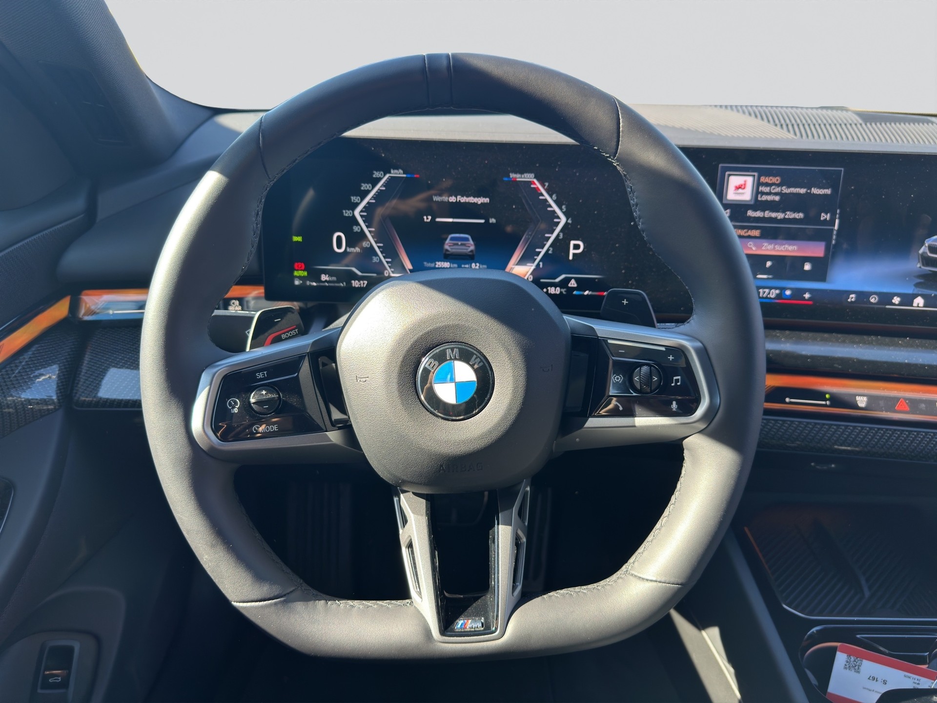 BMW 520i sDrive 48V Touring M Sport Steptronic-image-11