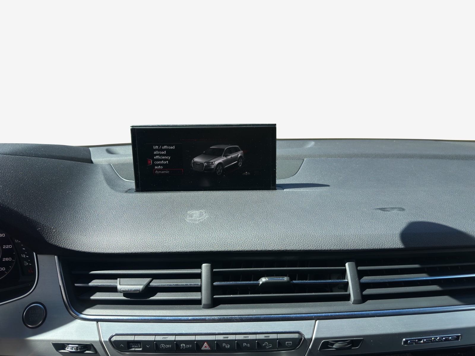 AUDI Q7 50 TDI quattro tiptronic-image-10
