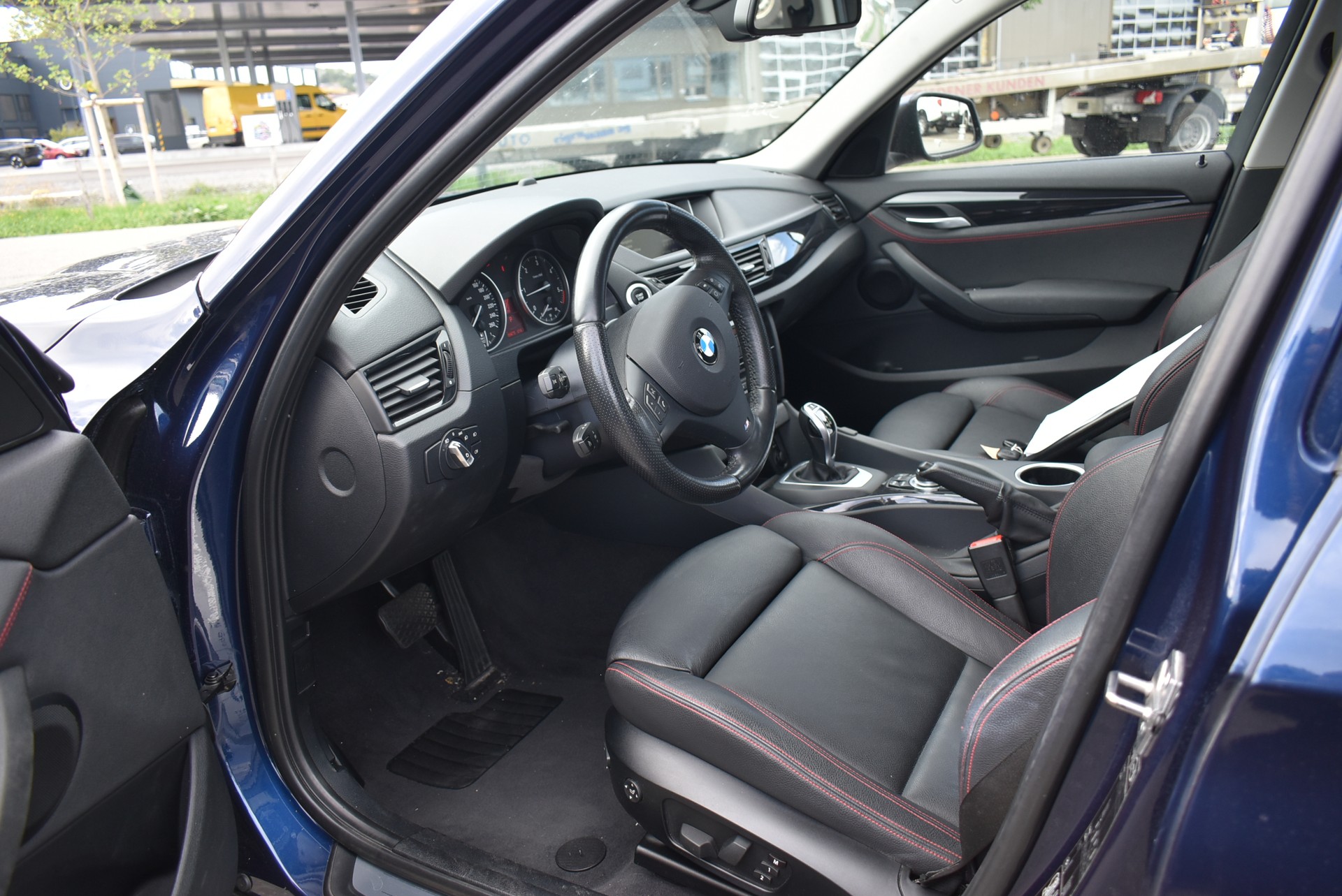 BMW X1 xDrive 25d xLine Steptronic-image-5