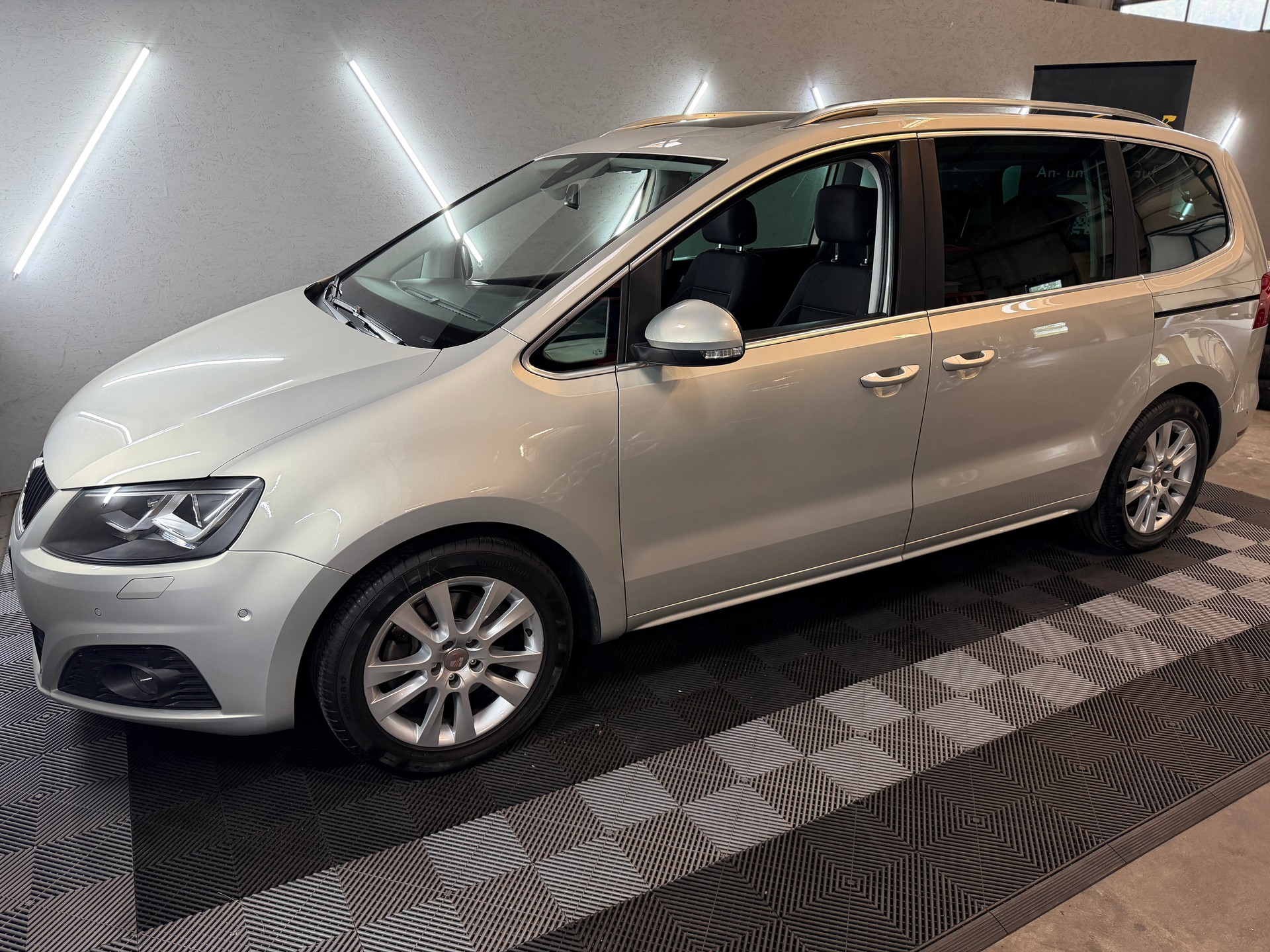 SEAT Alhambra 2.0 TSI Style DSG-image-6