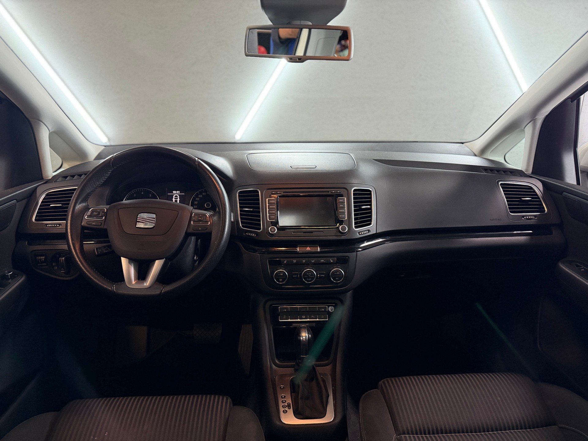 SEAT Alhambra 2.0 TSI Style DSG-image-14