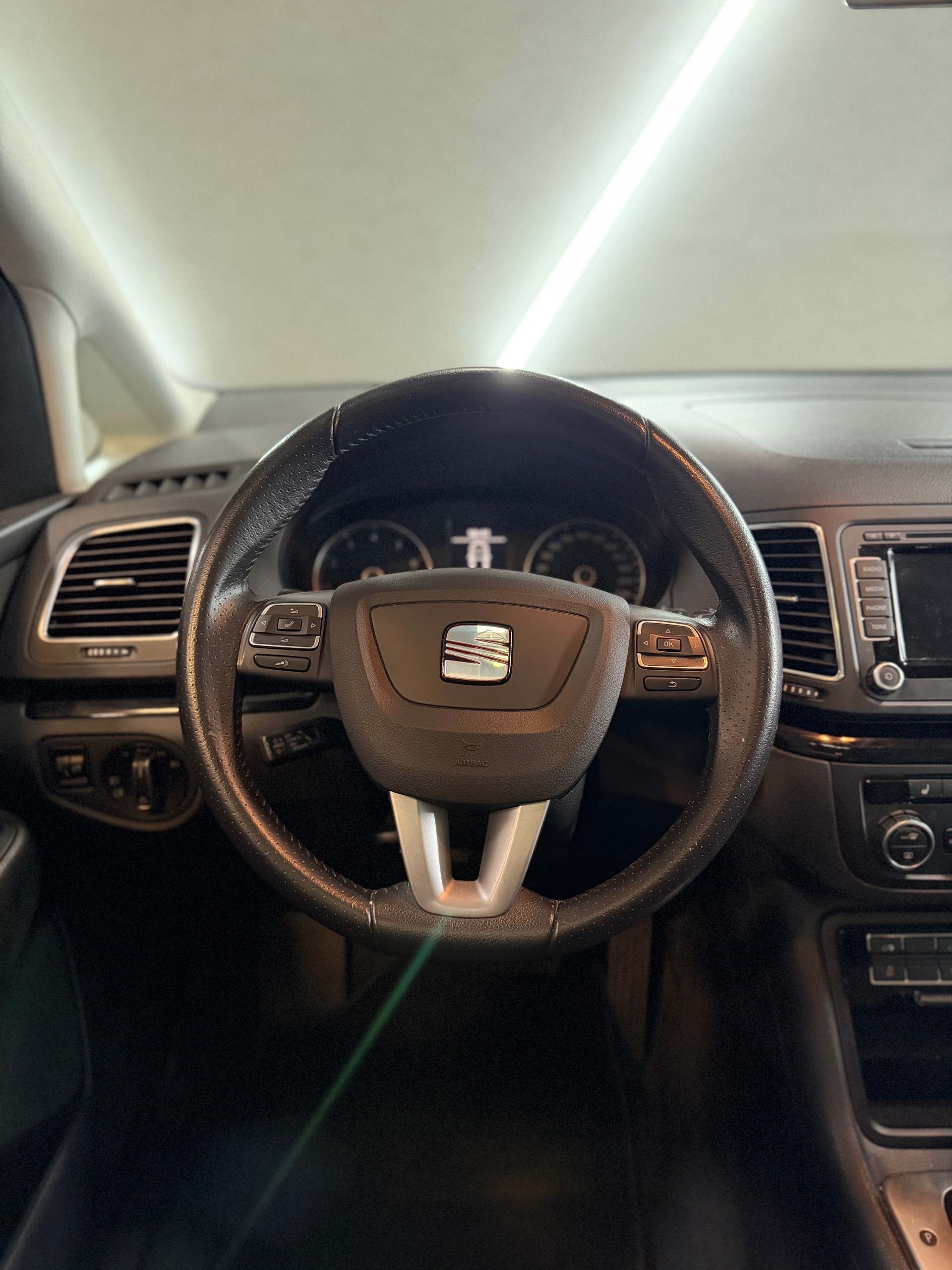 SEAT Alhambra 2.0 TSI Style DSG-image-18