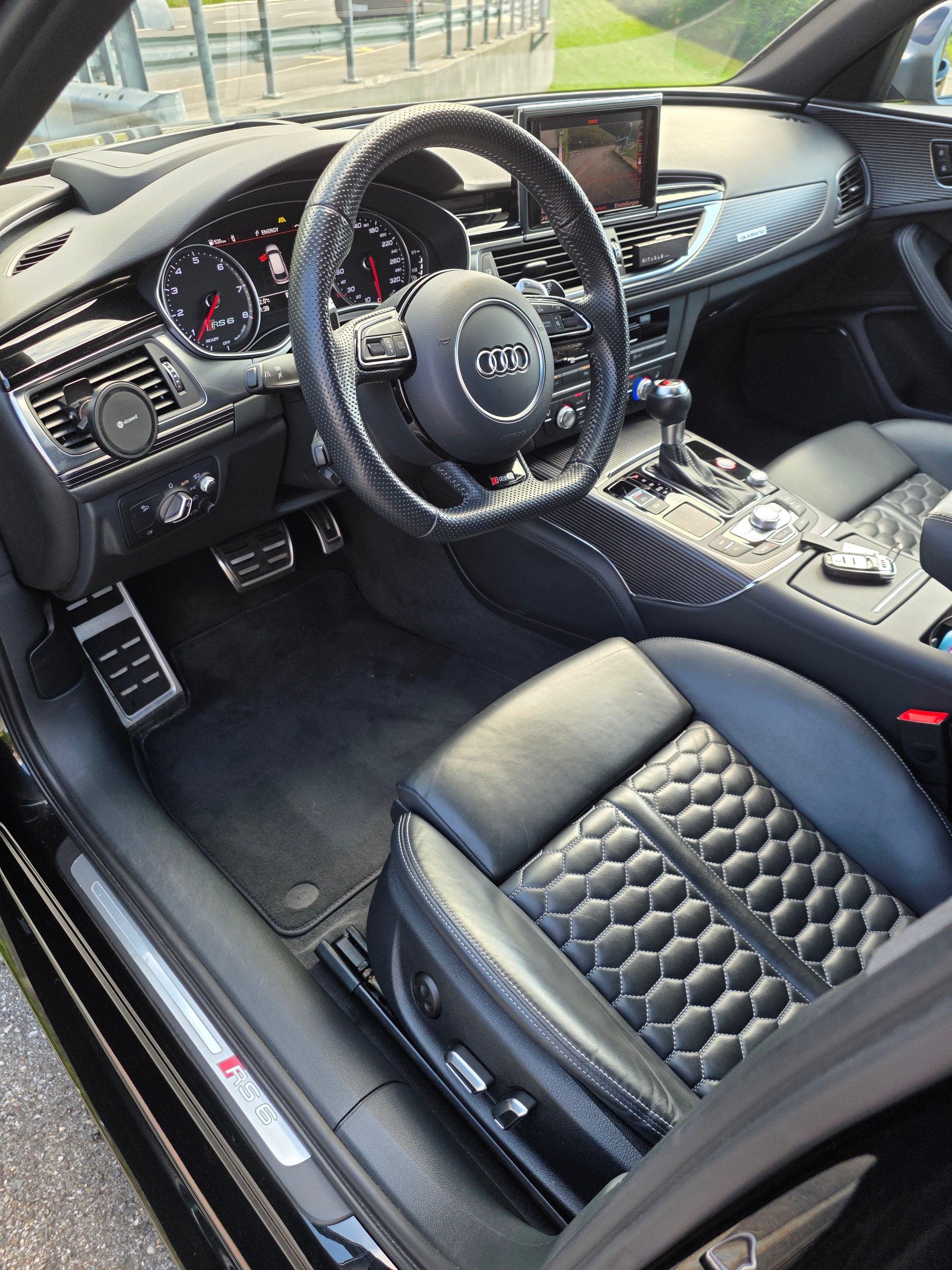 AUDI 4.0 V8 TFSI perform. qu. T-Tr.-image-1