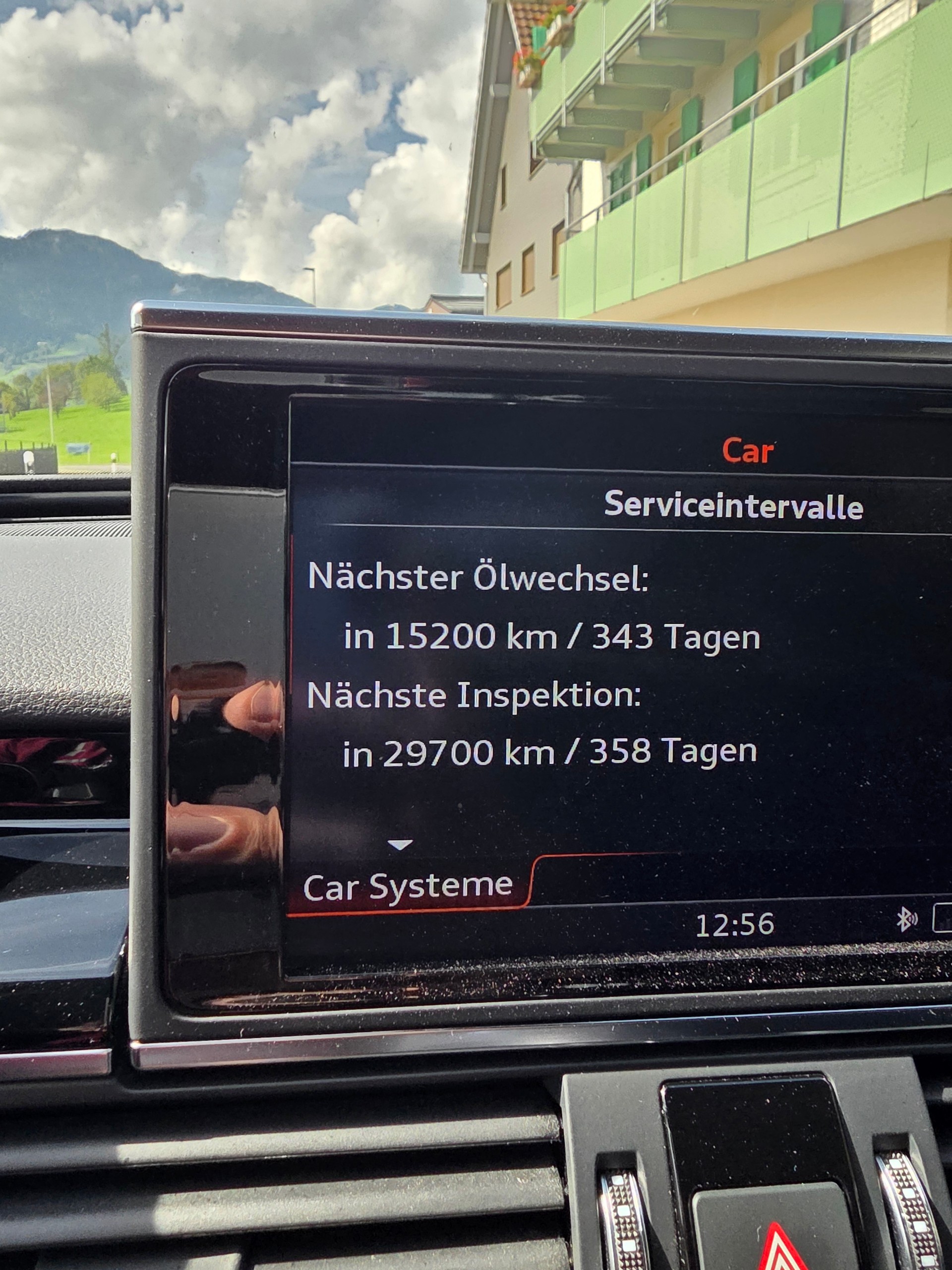 AUDI 4.0 V8 TFSI perform. qu. T-Tr.-image-3