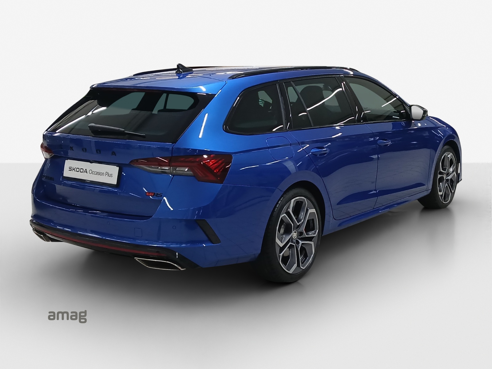 SKODA Octavia Combi 2.0 TSI DSG RS-image-4