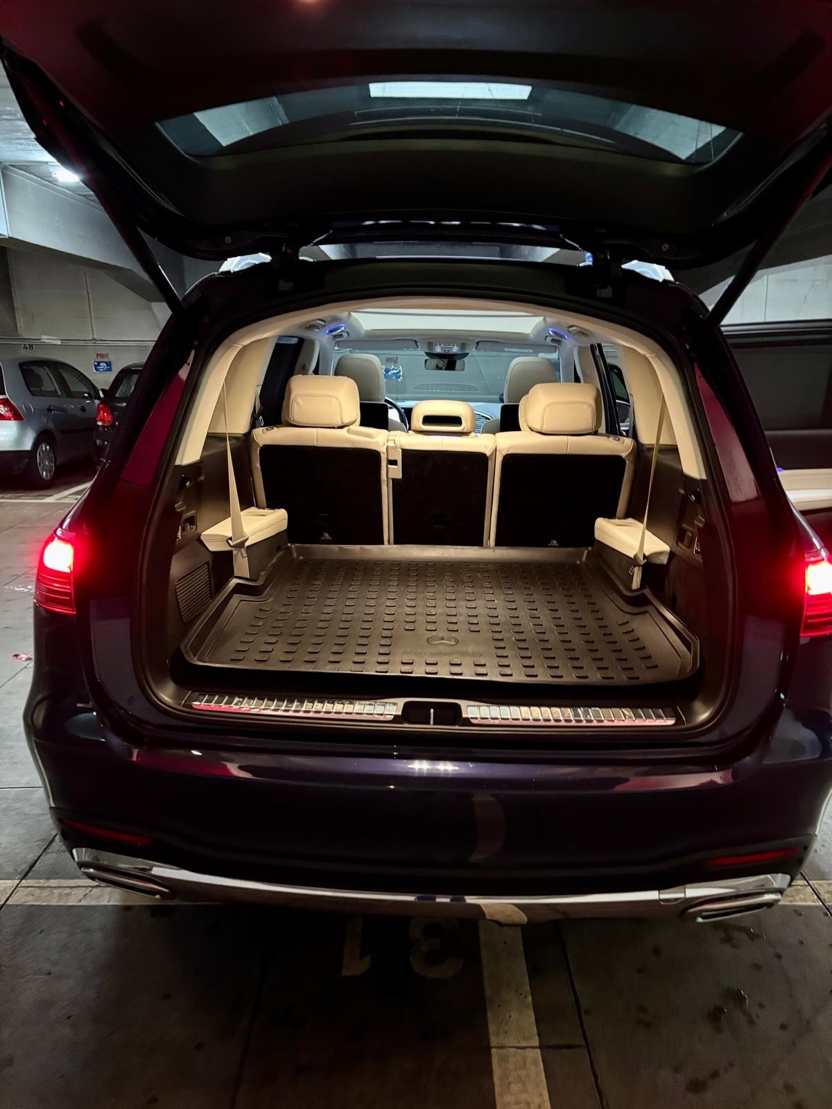 MERCEDES-BENZ GLS 580 AMG Line 4matic-image-2