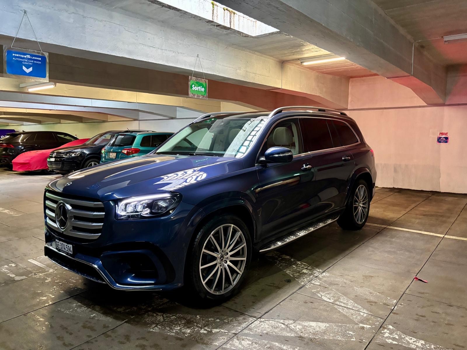 MERCEDES-BENZ GLS 580 AMG Line 4matic-image-4