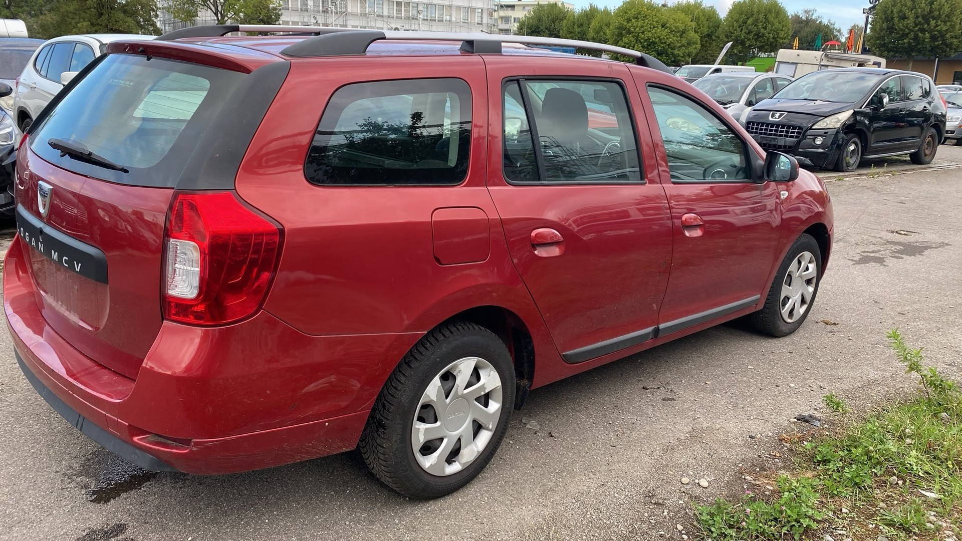 DACIA Logan MCV 0.9 Lauréate-image-3