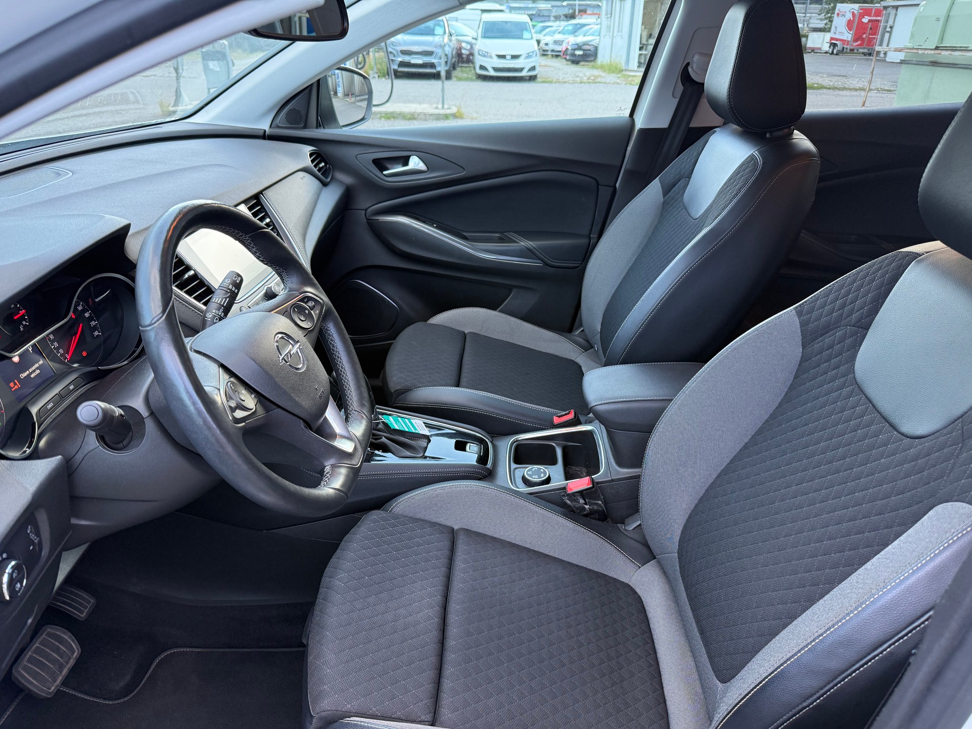 OPEL Grandland X 1.2i TP Ultimate Automatik-image-8