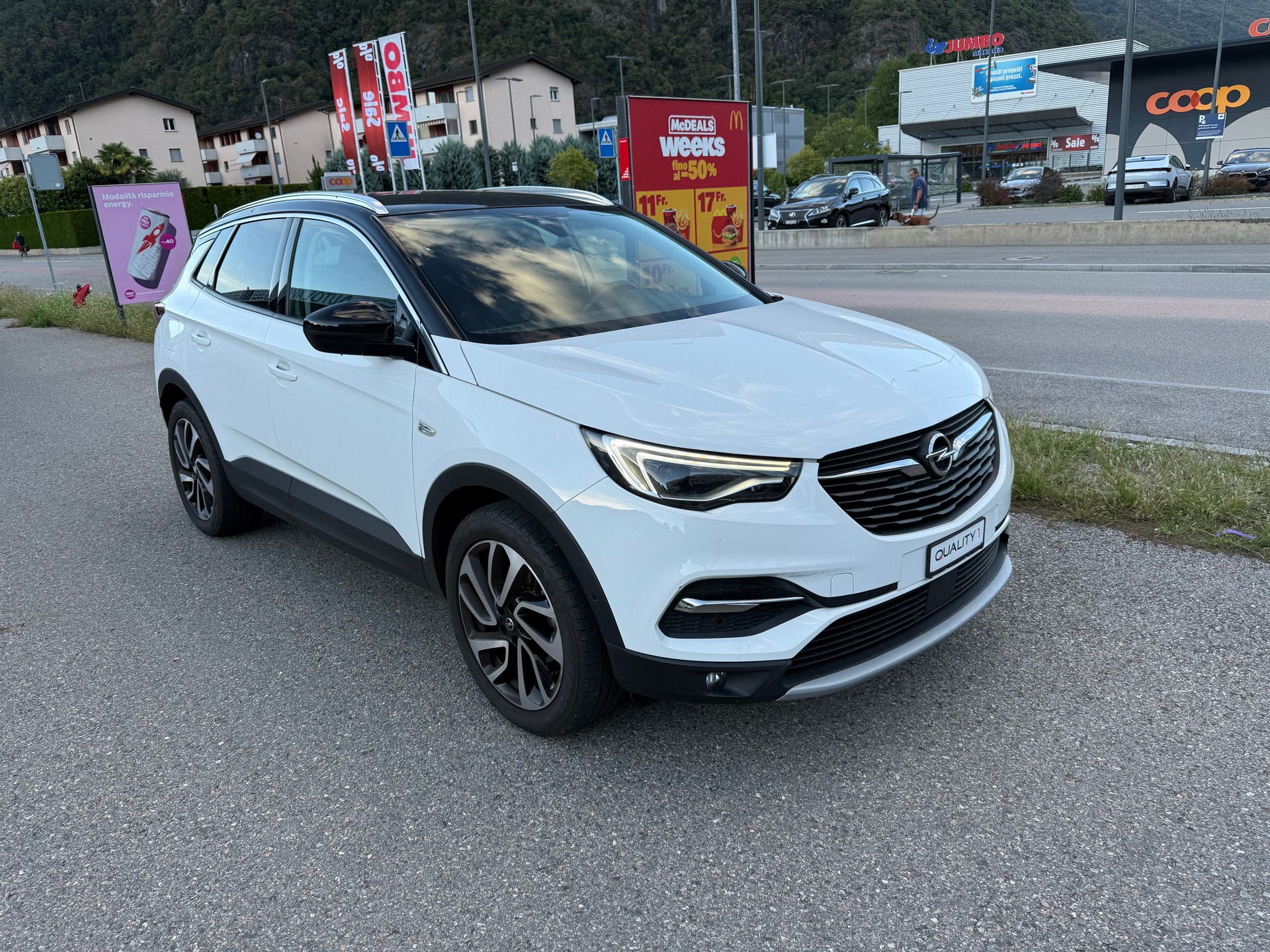 OPEL Grandland X 1.2i TP Ultimate Automatik-image-1