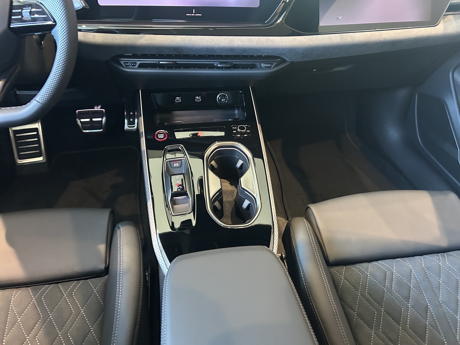 AUDI A6 Avant e-hybrid quattro 270 kW S tronic-image-10