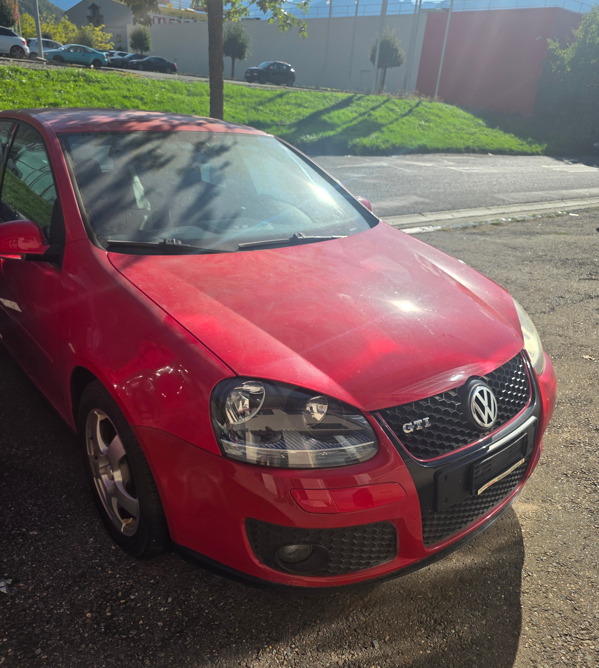 VW Golf 2.0 TFSI GTI-image-0