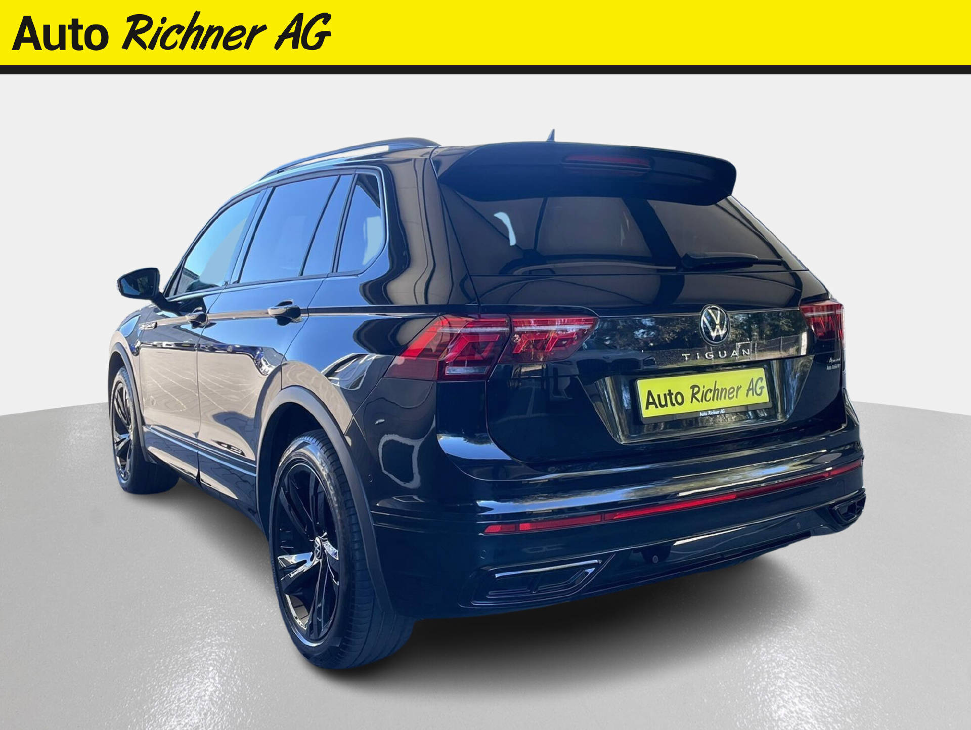 VW Tiguan 2.0 TDI SCR R-Line DSG-image-4