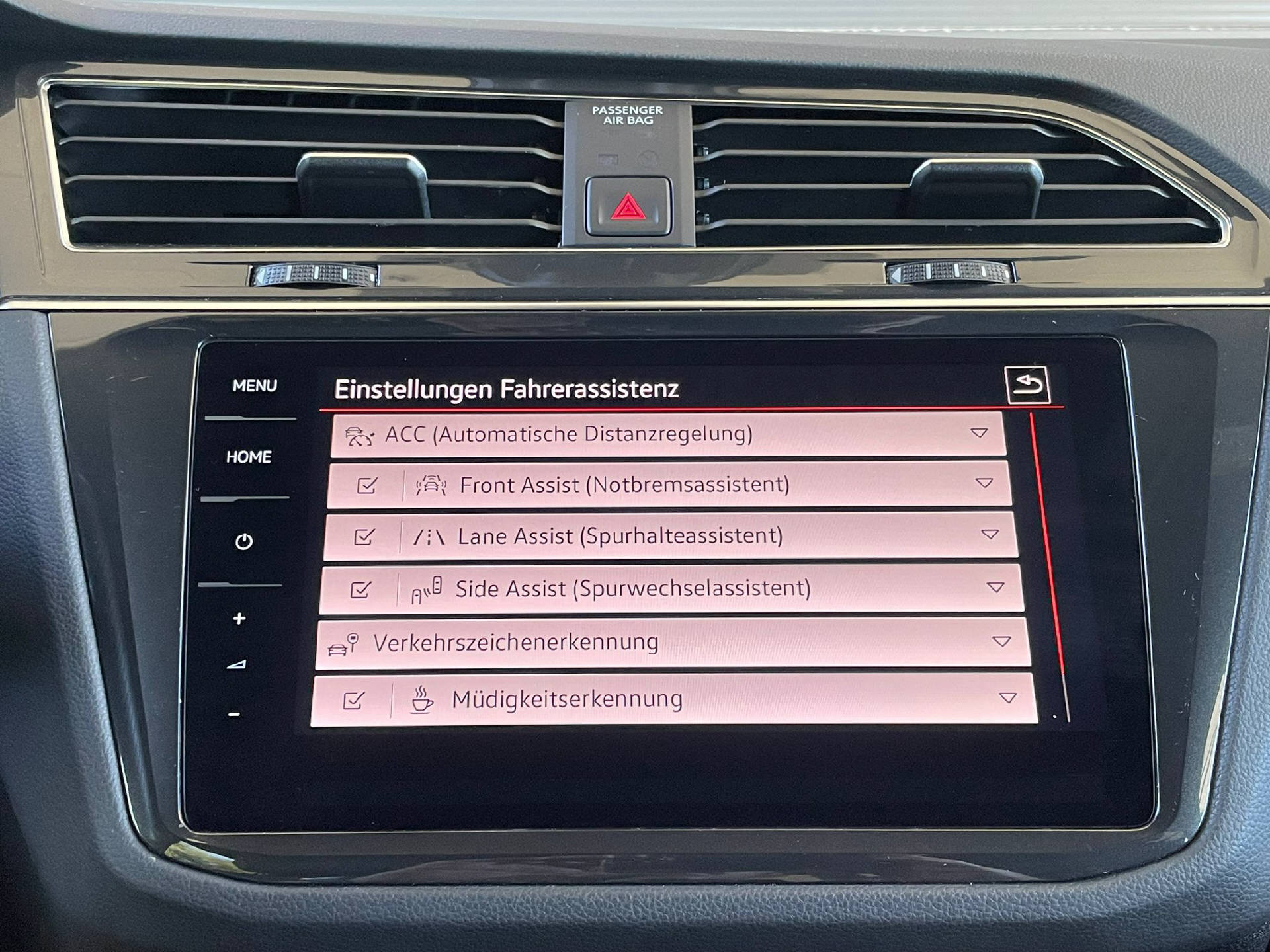 VW Tiguan 2.0 TDI SCR R-Line DSG-image-10