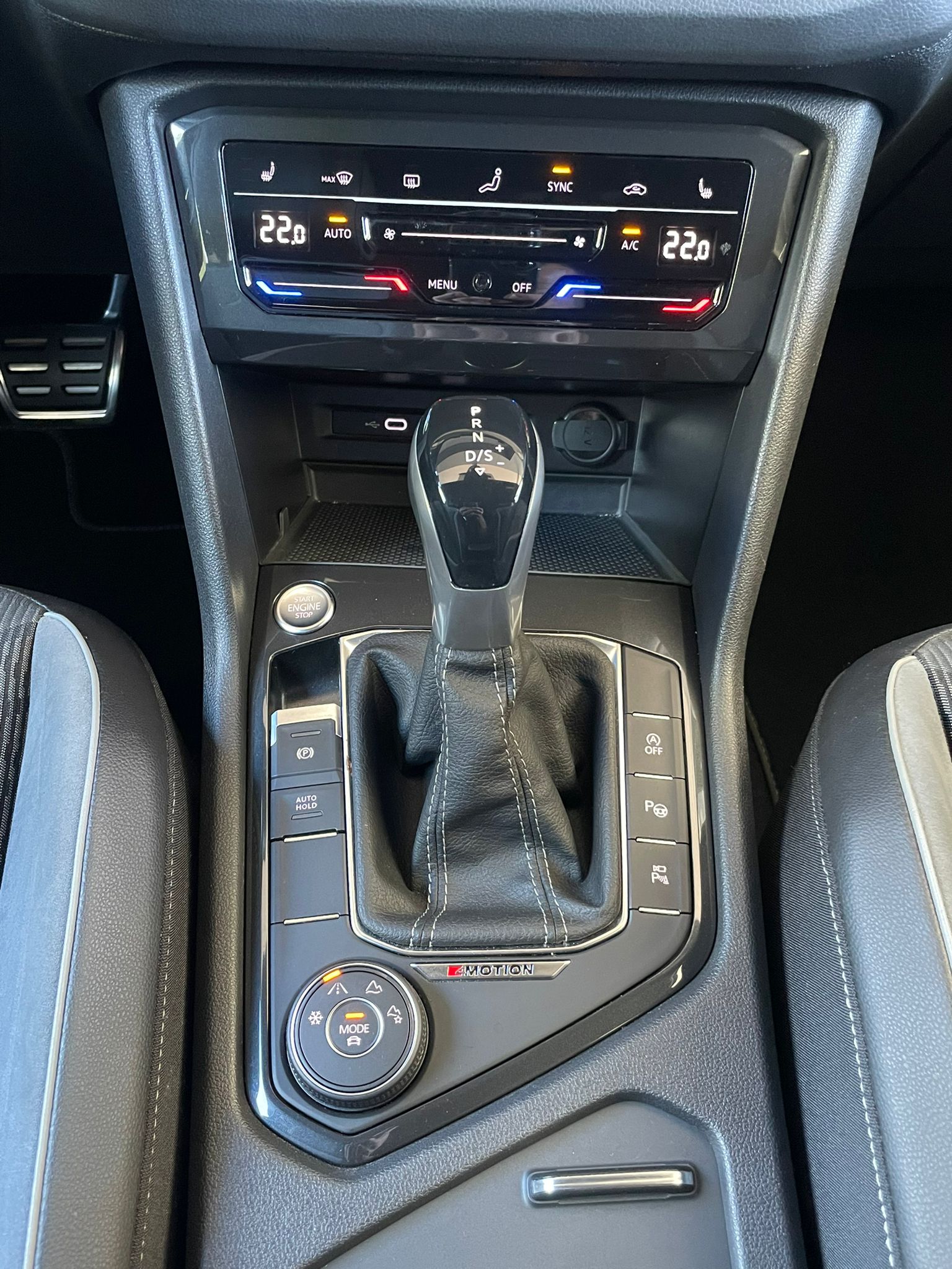 VW Tiguan 2.0 TDI SCR R-Line DSG-image-9
