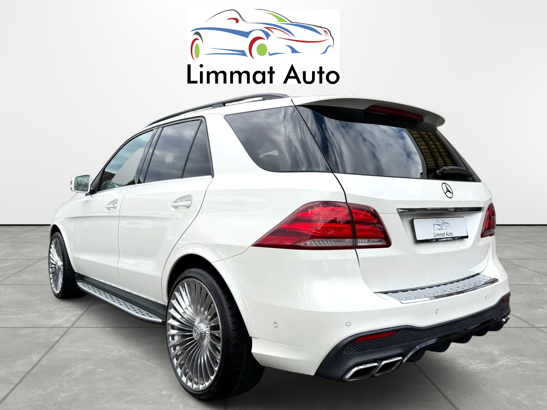 MERCEDES-BENZ GLE 63 AMG 4Matic Speedshift Plus 7G-Tronic-image-3